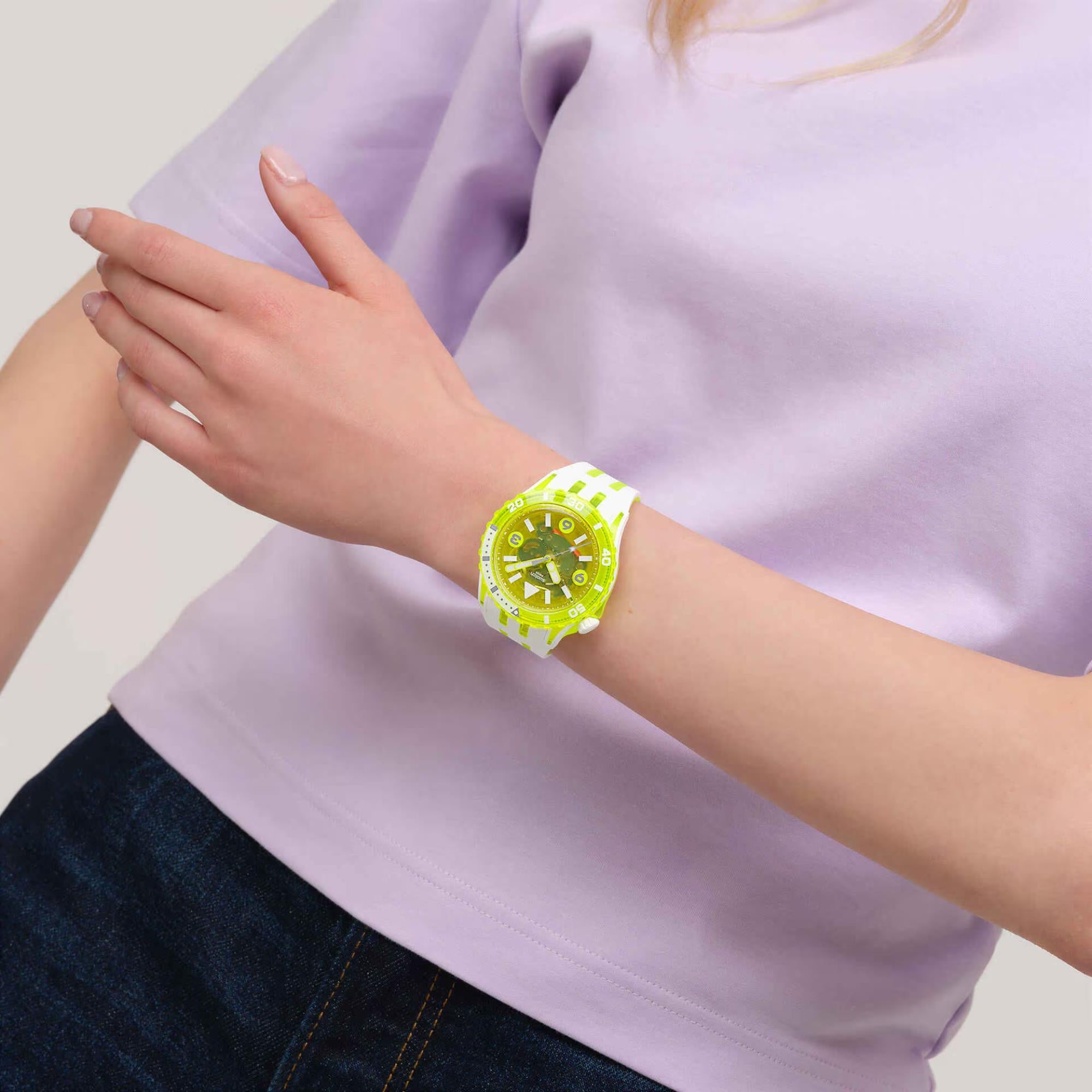 Swatch SCUBAQUA Egg Yolk Yellow Bioceramic Dial Silicone Strap Watch SSCU09J100