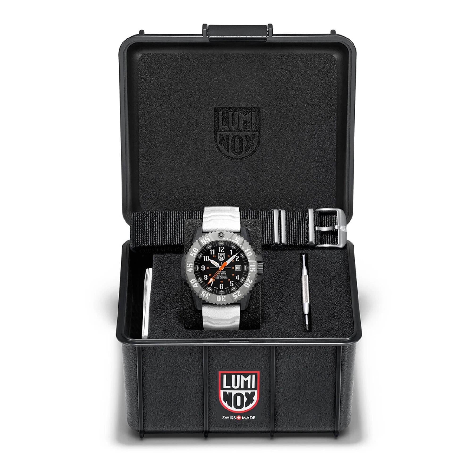 Luminox MIL-SPEC 46mm Schwarzes Zifferblatt Gummiband Herren Quarz Uhr XL.3359.SET
