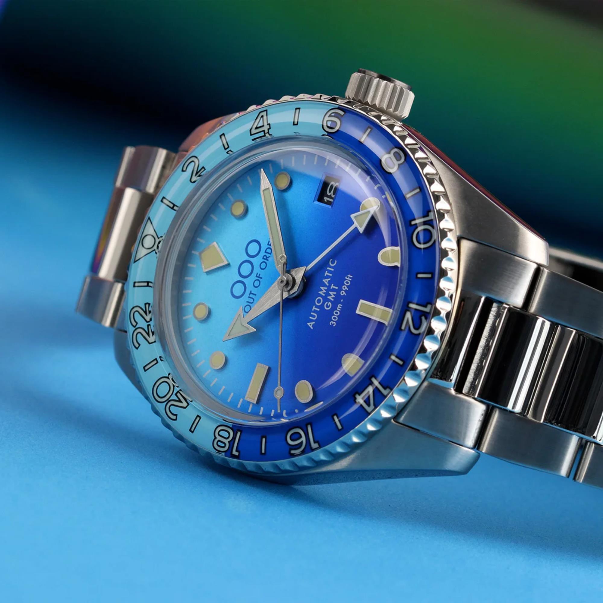 Out Of Order OOO.001-25.BB.BAND.SS Shaker GMT Men's Watch