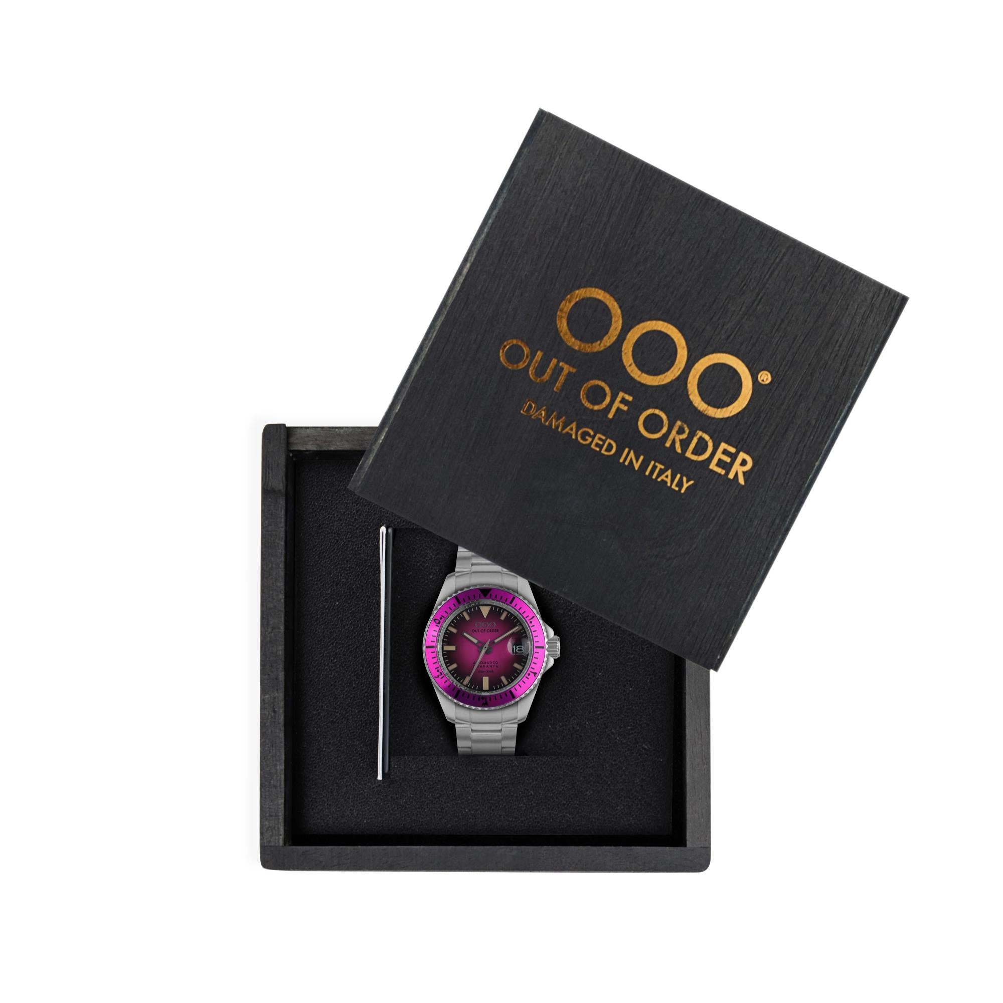 Out of Order Automatico Quaranta Ultra Gebürstet Magenta Zifferblatt Stahlarmband Herren Uhr OOO.001-21.FX.SS