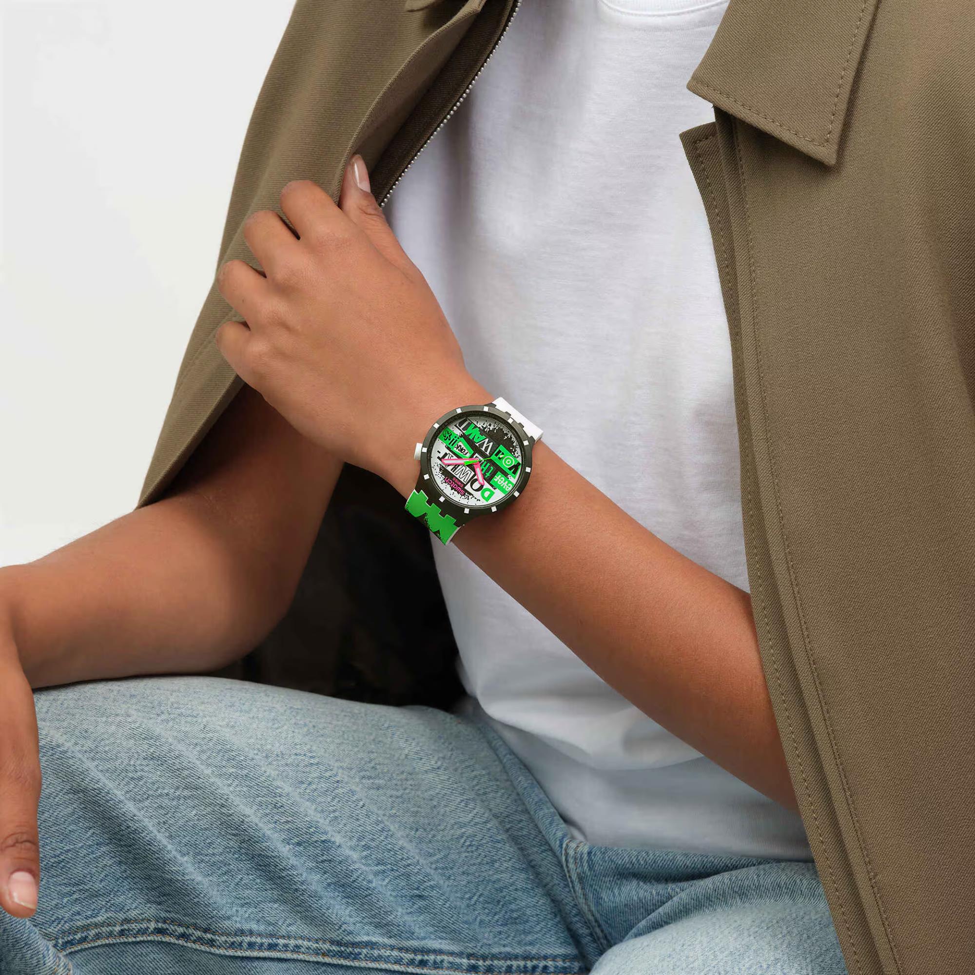 Swatch No Rules Lash Out White Dial Silicone Strap Watch SB03B701
