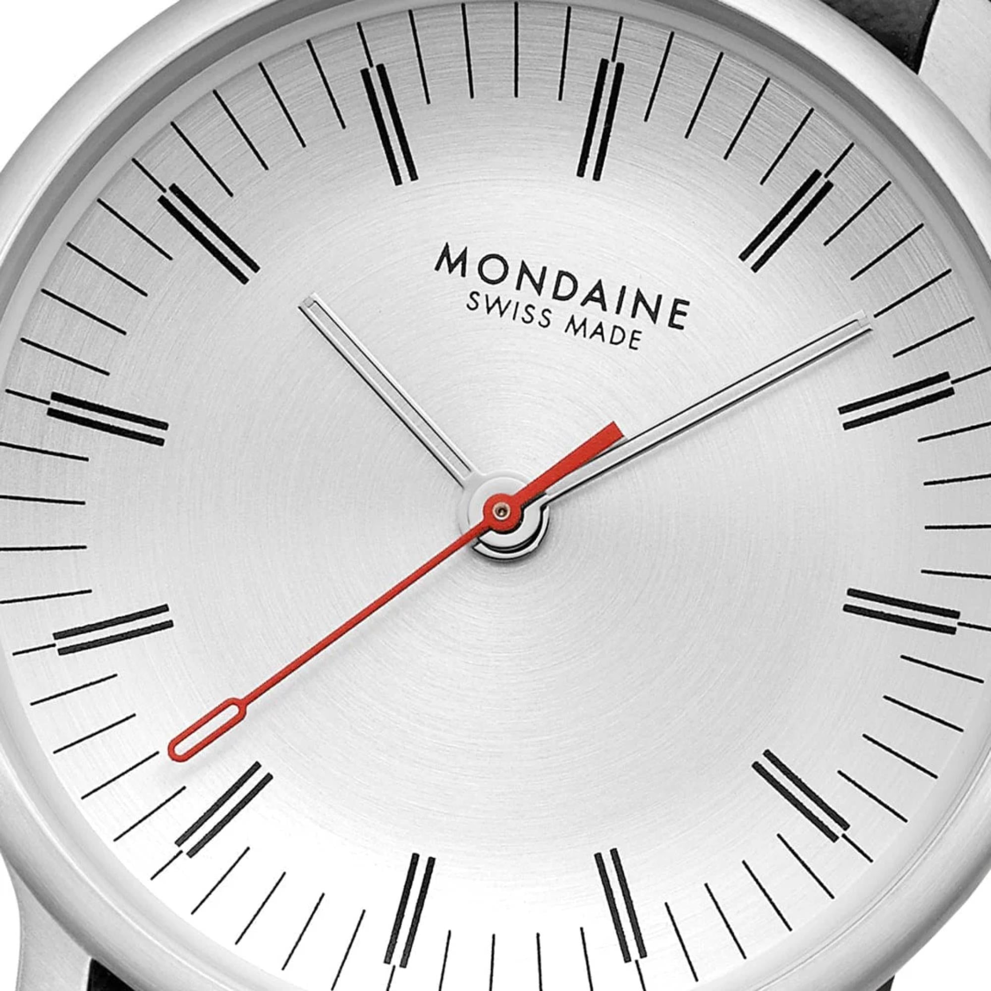 Mondaine Doppio Quarz Off-White Zifferblatt Lederarmband Damen Uhr MLE.33110.LBV