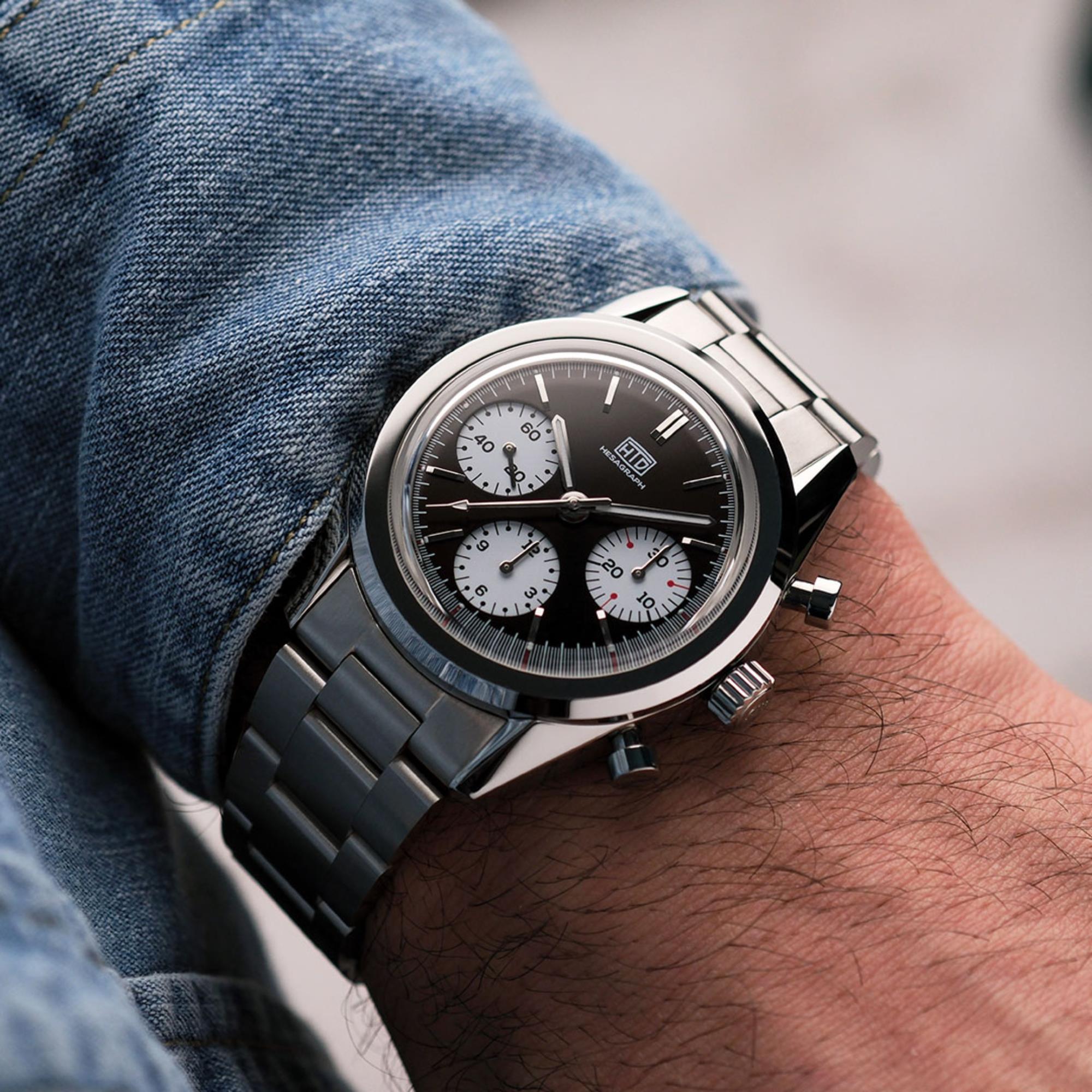 HTD Hesagraph Variante B Chronograph Herrenarmbanduhr mit dunkelbraunem Zifferblatt und Stahlarmband H25F33B