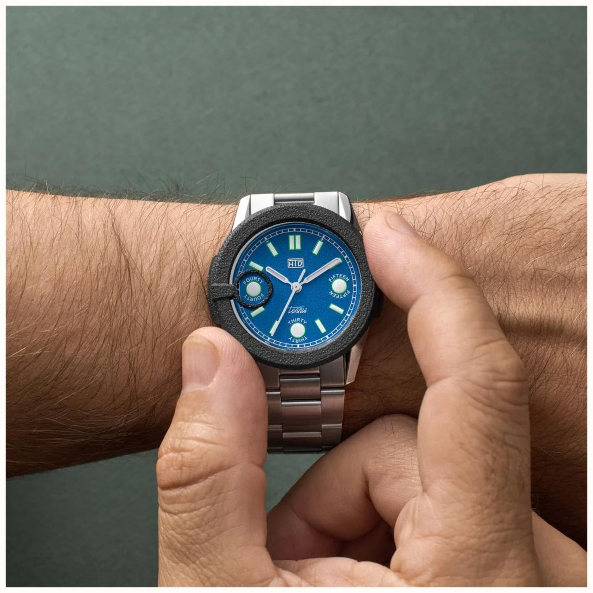 HTD Tennis Cemento Automatik Herren Sportuhr mit hellblauem Zifferblatt und Stahlarmband T23S01_B