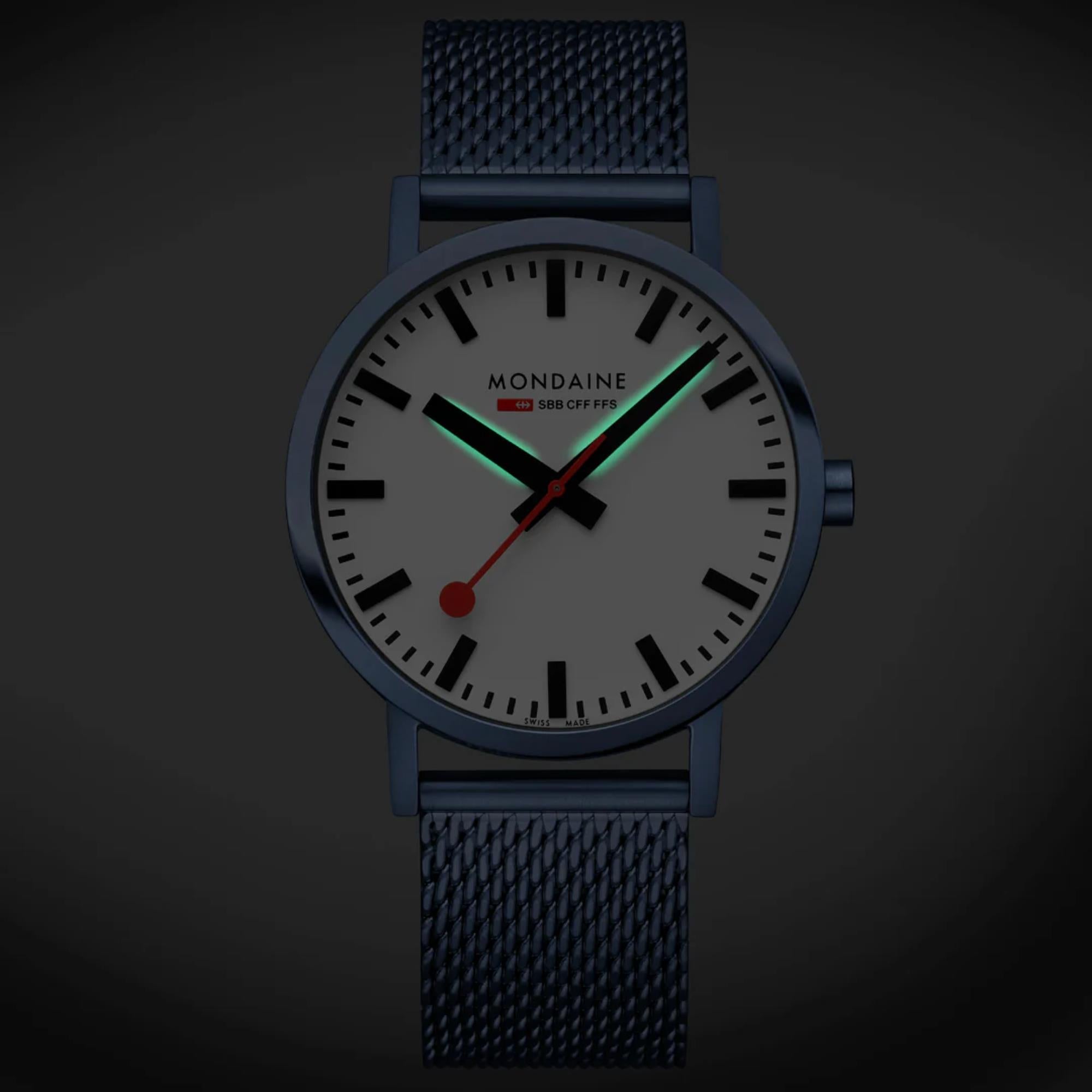 Mondaine Classic A660.30360.1BSBM glowing luminescent hands in the dark close-up