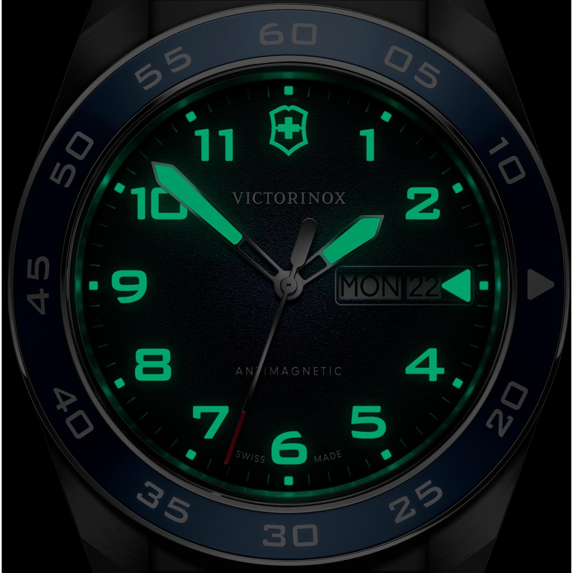 Victorinox Swiss Army 42mm Blue Dial Steel Mens Quartz Watch 242042
