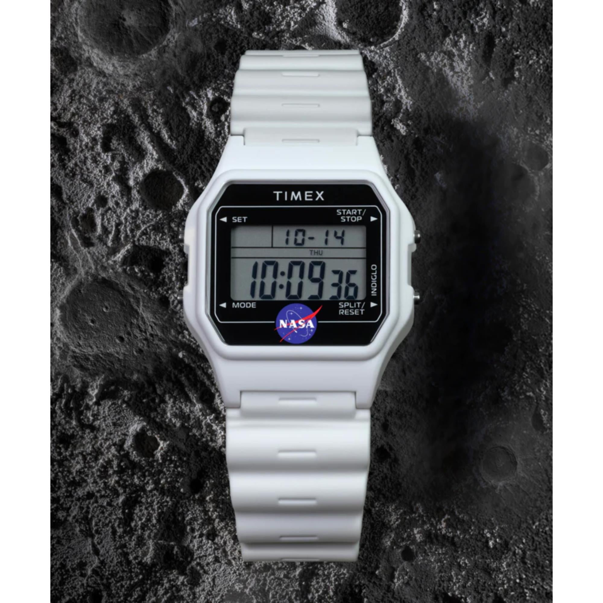 Timex Main Street NASA Artemis Digital Harzarmband Uhr TW2Y13500