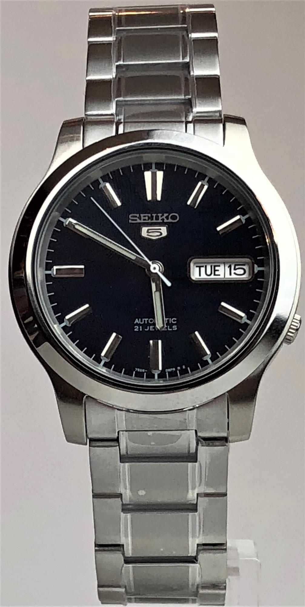 Seiko 5 Classic Automatik Blaues Zifferblatt Stahlarmband Herren Uhr SNK793K1