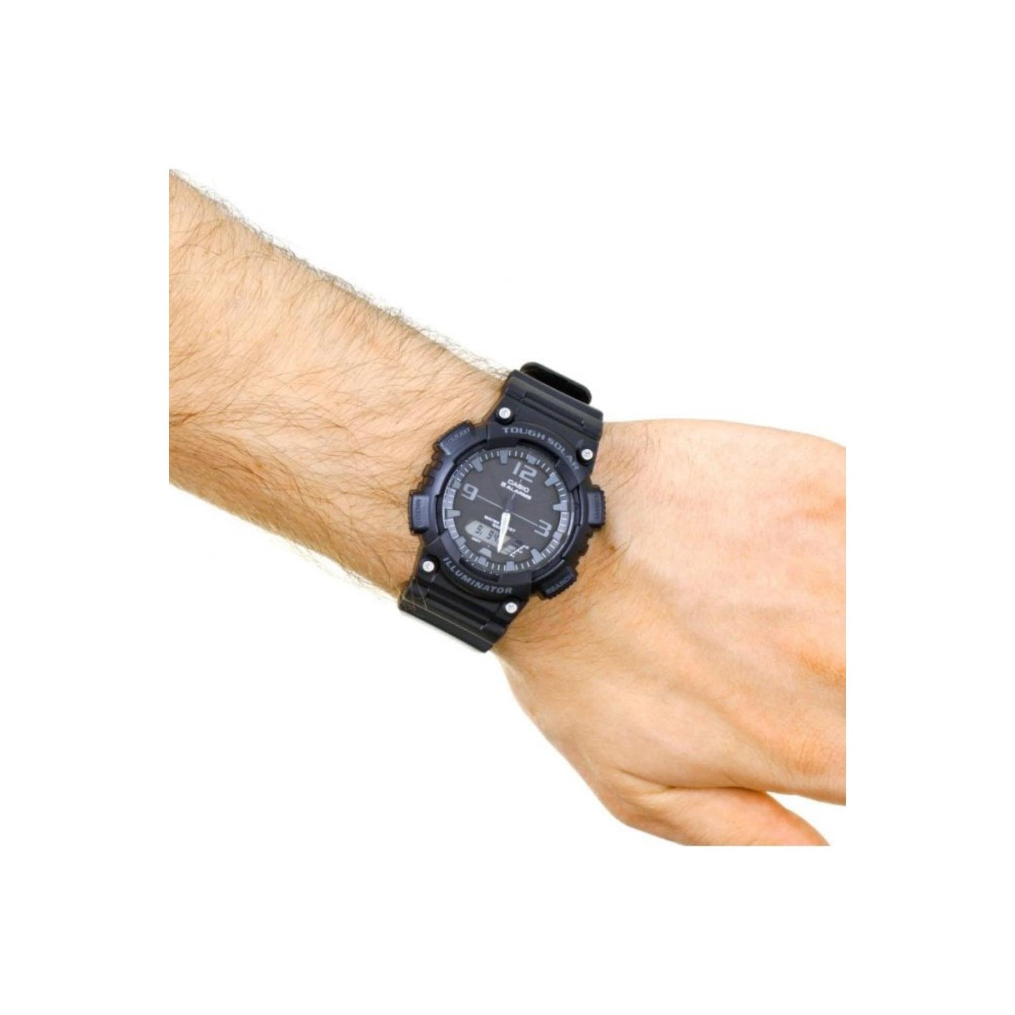 Casio Fünf Alarm Solarbetriebene Schwarzes Zifferblatt Schwarzes Harzarmband Herren Uhr AQ-S810W-1A2VEF