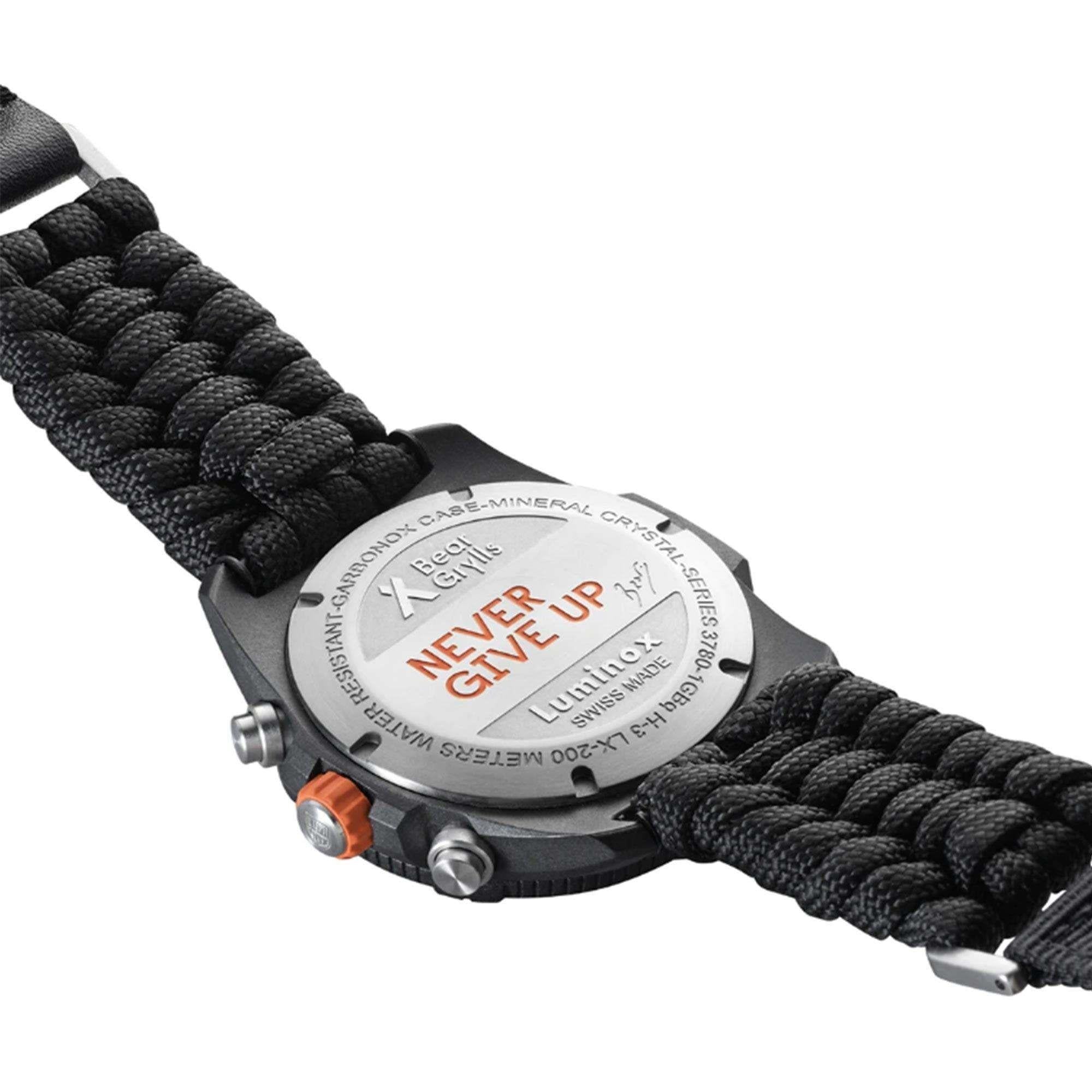 Luminox Bear Grylls Survival Land Serie Quarz Grünes Zifferblatt Schwarzes Textilarmband Herren Uhr XB.3797.KM