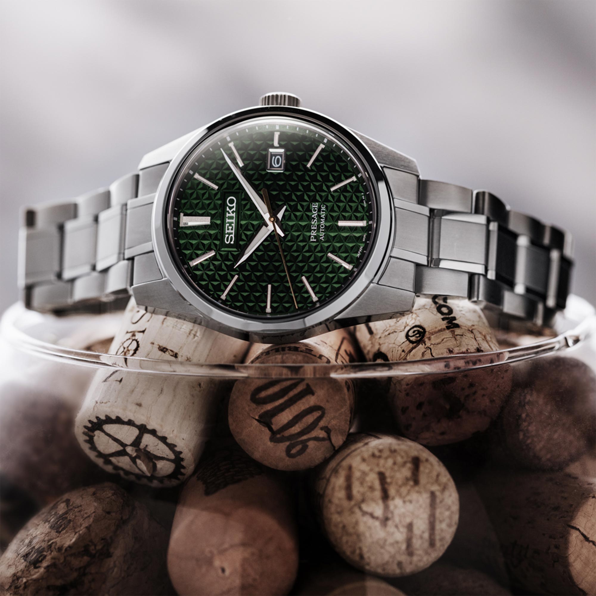Seiko Presage Sharp Edge Series Green Dial Silver Stainless Steel Bracelet Automatic Men's Watch SPB169J1