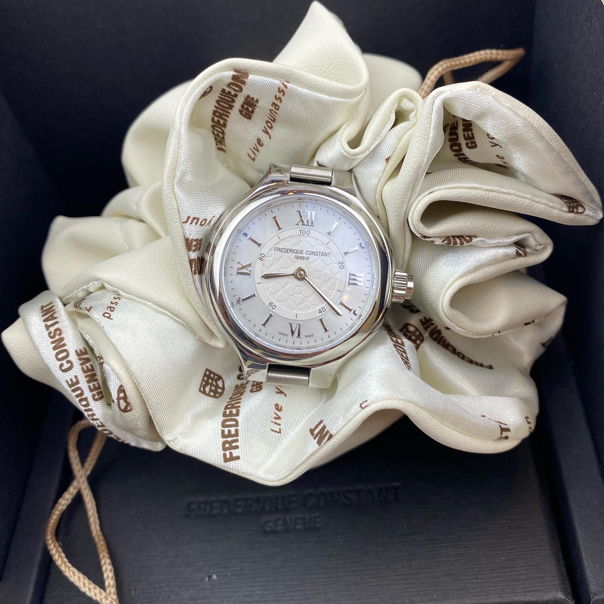 Frederique Constant Classics Delight Edelstahl Damen Uhr (beschädigte Box) FC-306WHD3ER6B