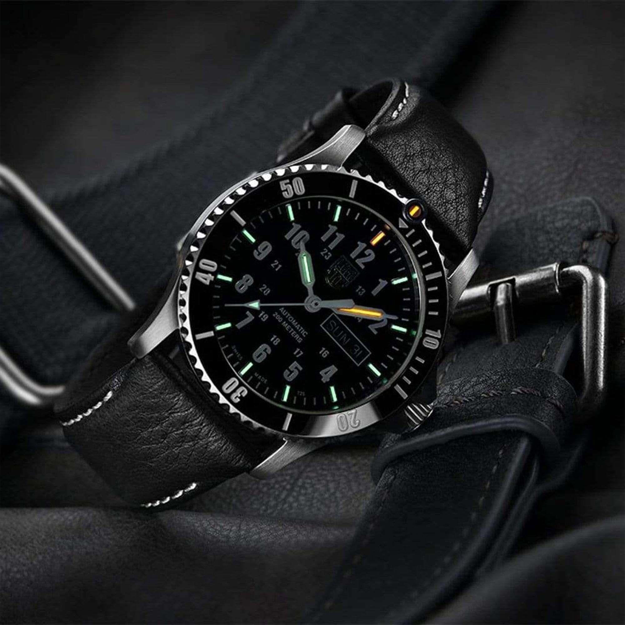 Luminox Sport Timer 0920 Serie Automatik Schwarzes Zifferblatt Lederarmband Herren Uhr XS.0921