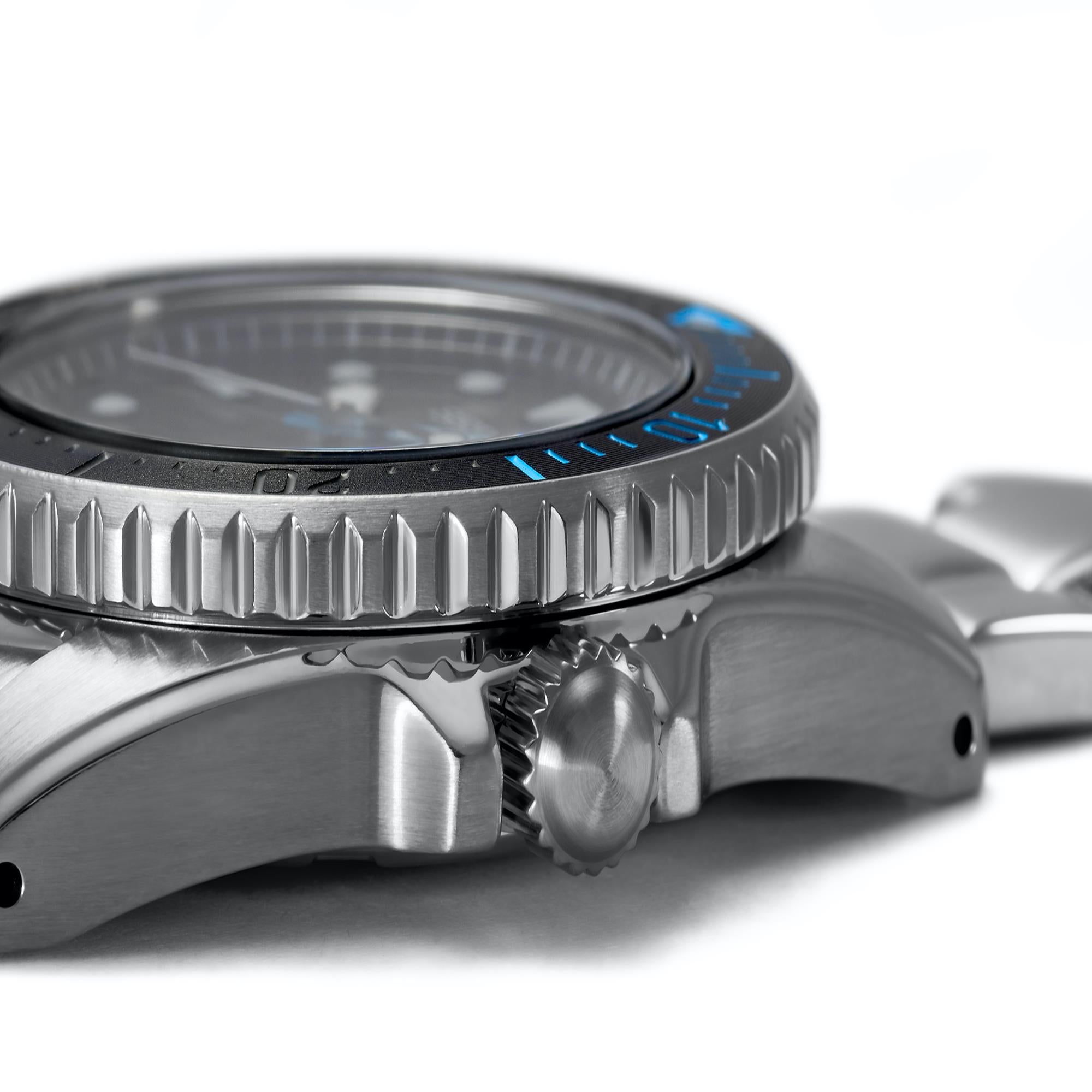 Seiko Prospex PADI Solar Blaues Zifferblatt Edelstahlarmband Herren Uhr SNE575P1