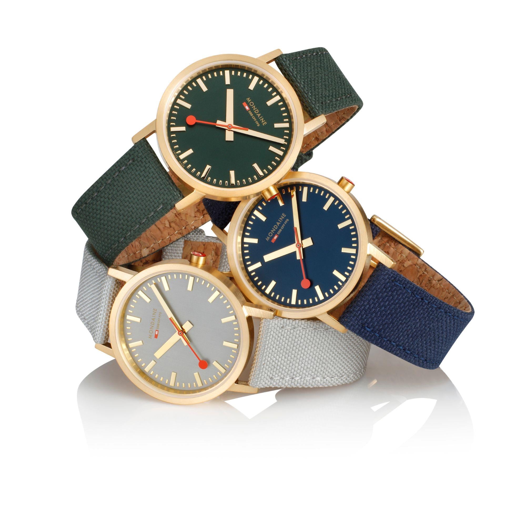 Mondaine Classic Uhr mit Waldgrünem Zifferblatt A660.30314.60SBS