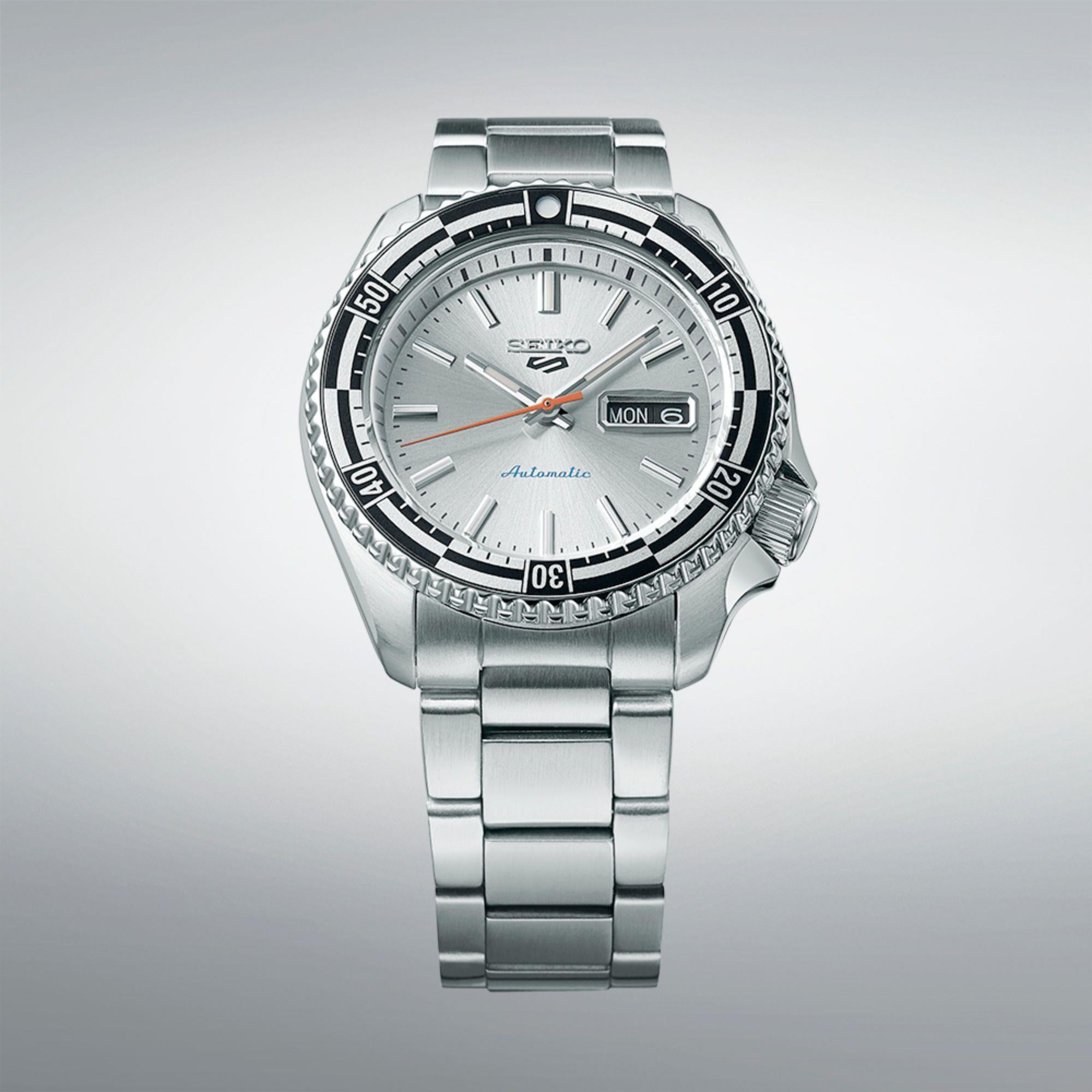 Seiko 5 Sports Automatik Silbernes Zifferblatt Herren Uhr SRPK09K1