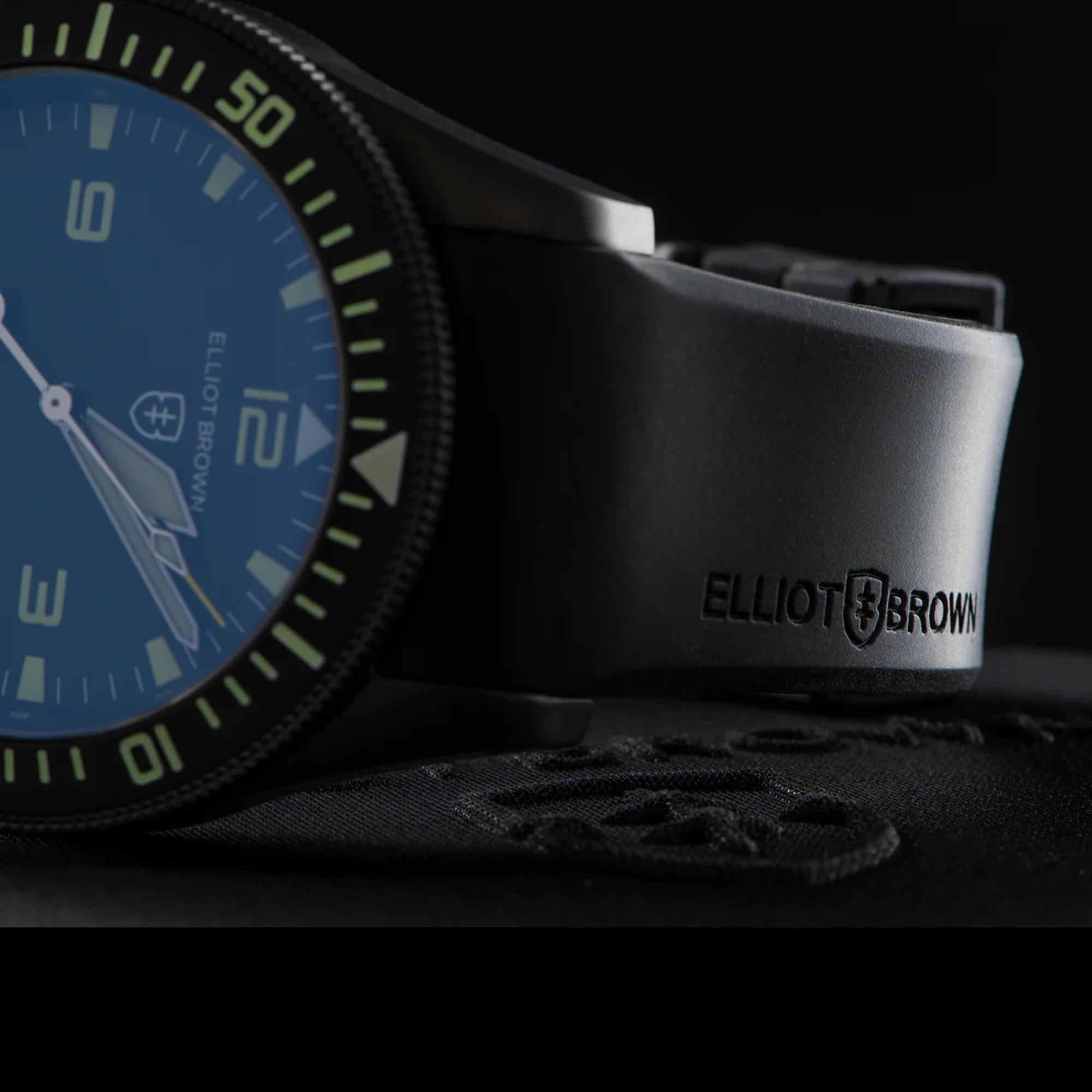 Elliot Brown Holton Nivo Quarz Schwarzes Zifferblatt Gummiarmband Herren Uhr 101-003-R02