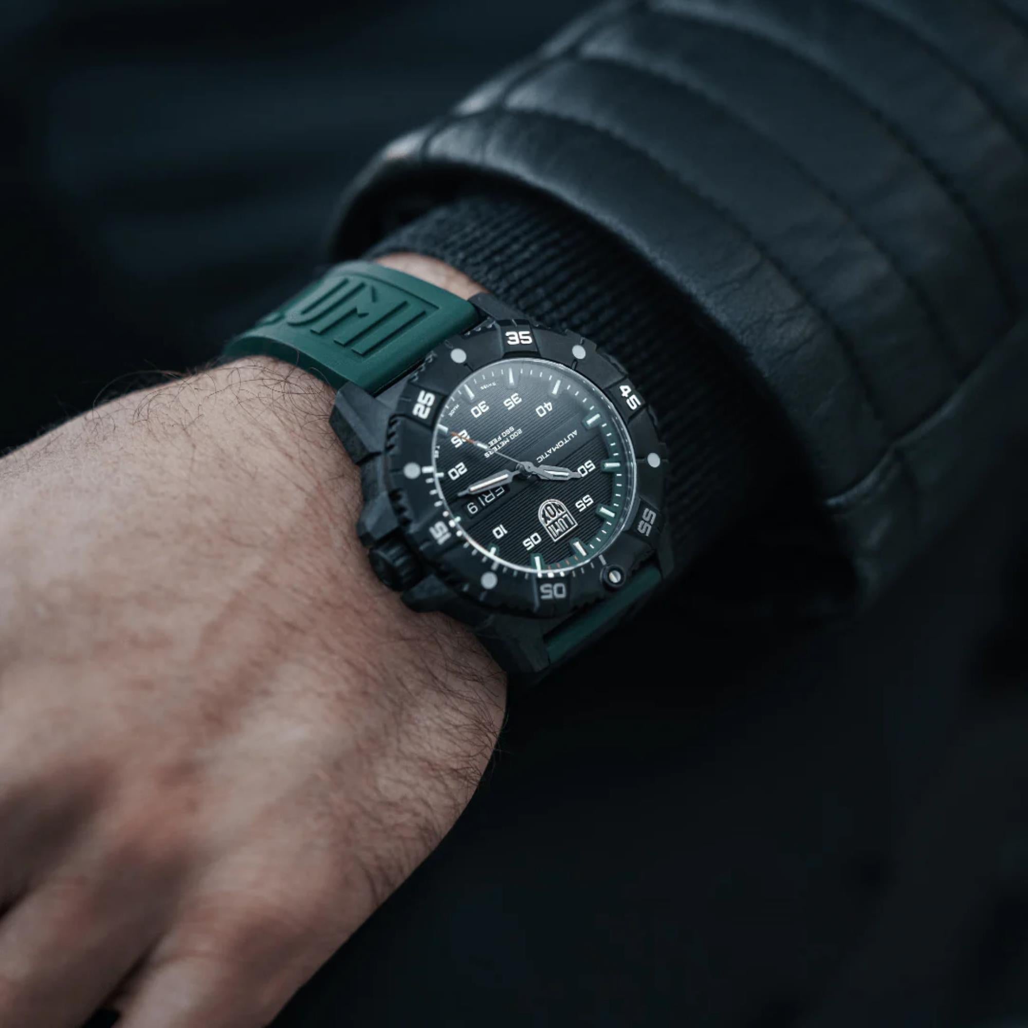 Luminox Master Carbon Seal 3860 Serie Automatik Graues Zifferblatt Grünes Gummiarmband Herren Uhr XS.3877