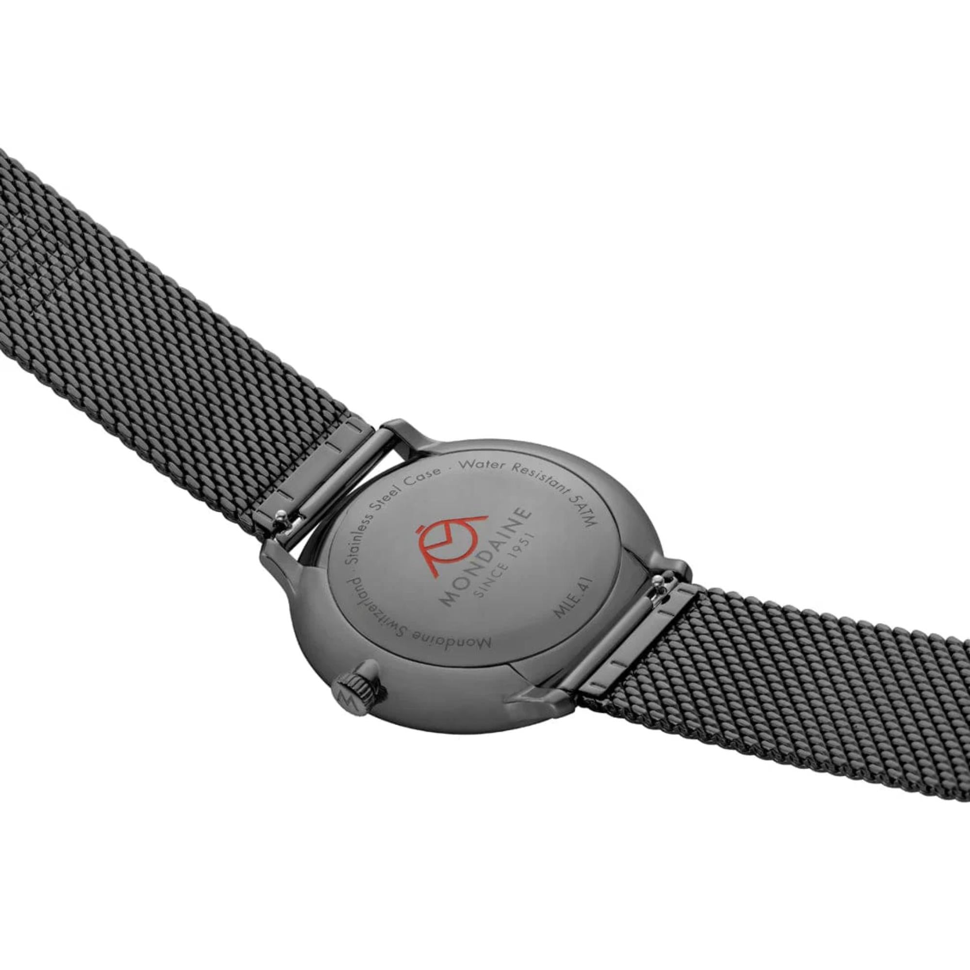 Mondaine Doppio Quarz Schwarzes Zifferblatt Stahlarmband Herren Uhr MLE.41220.SM