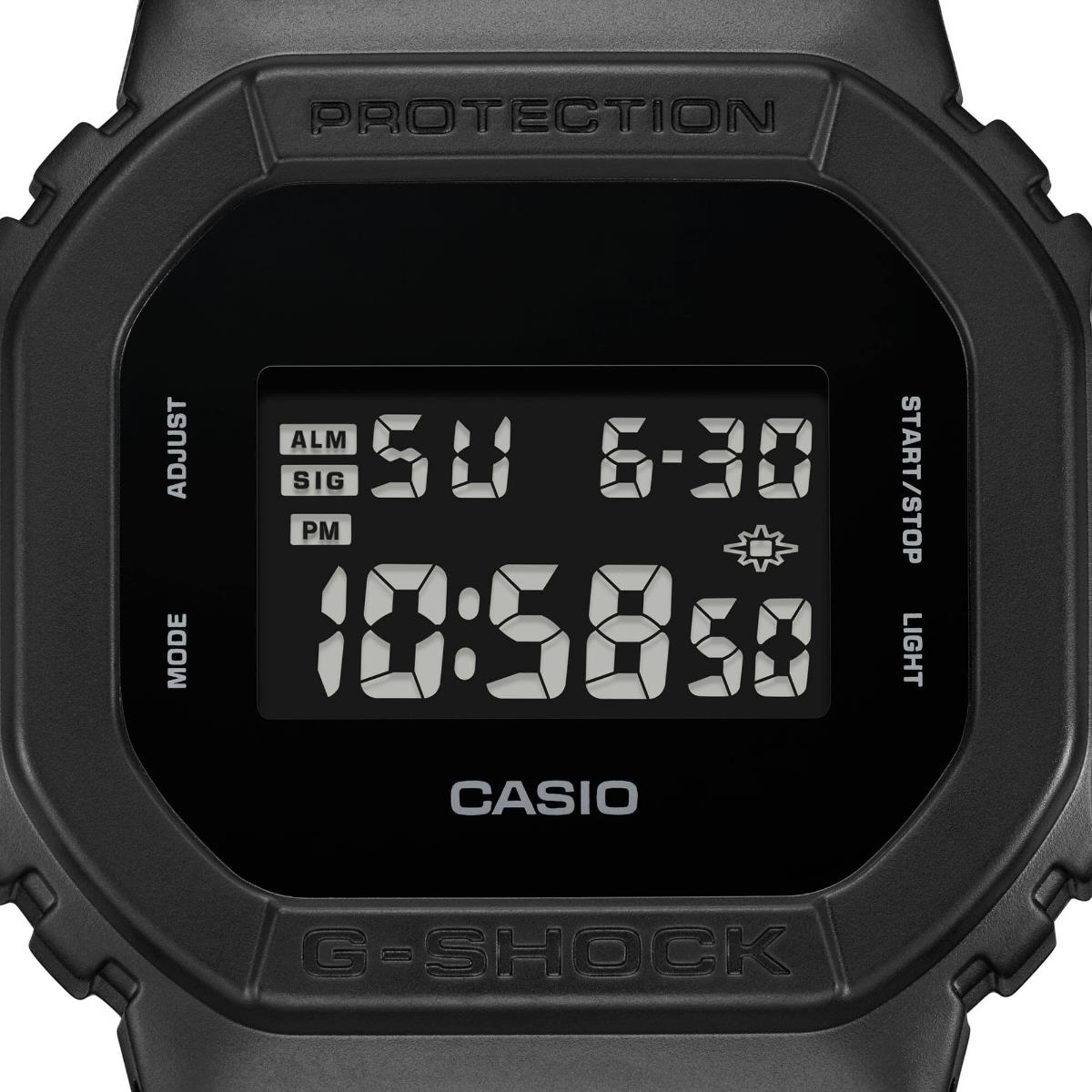 Casio G-Shock 5600 Serie Schwarze Digital Kunststoffarmband Herren Uhr DW-5600UBB-1ER