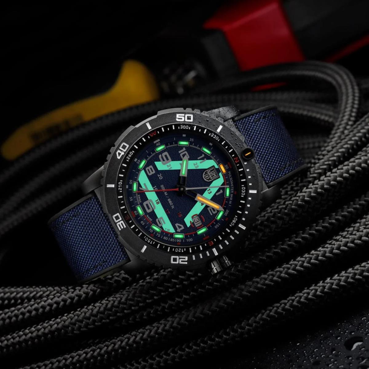 Luminox ICE-SAR 1080 Series XL.1083