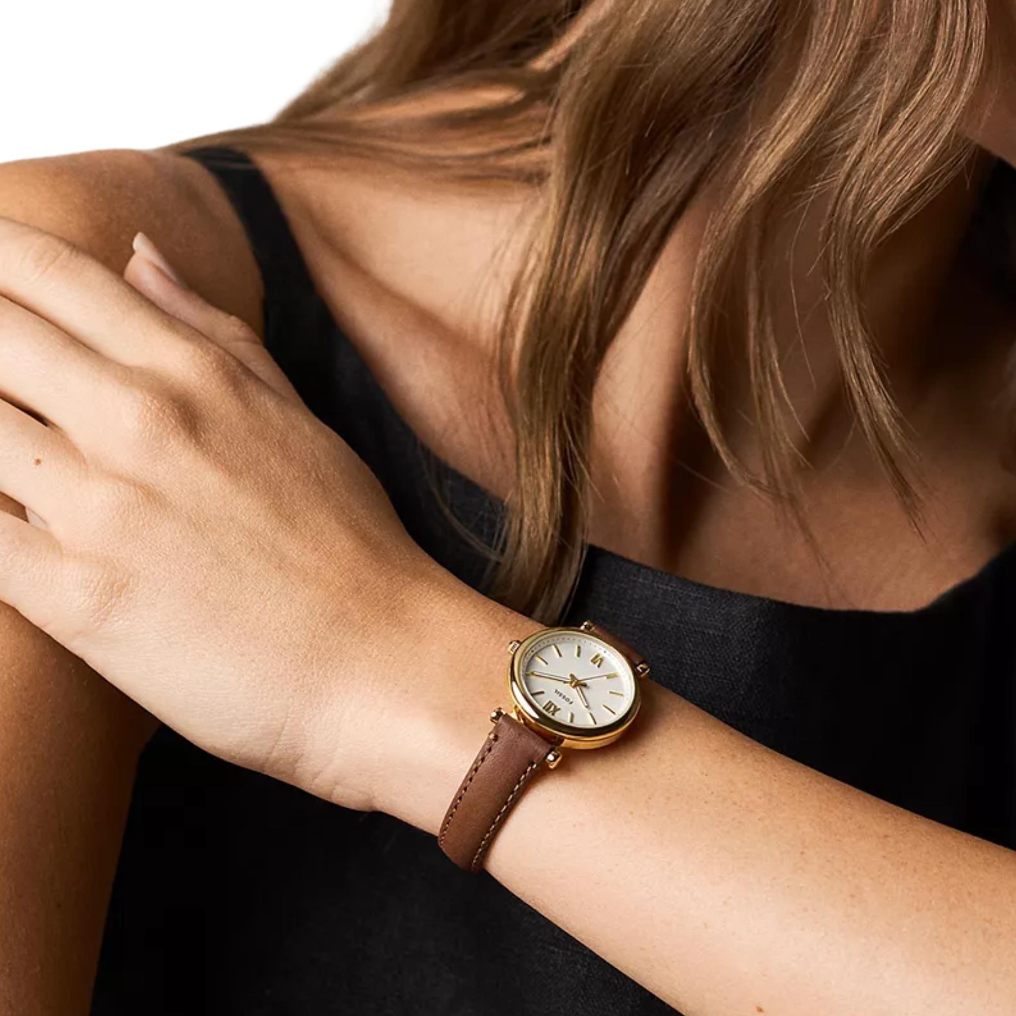 Fossil Carlie 28mm White Dial Leather Ladies Quartz Watch ES5464