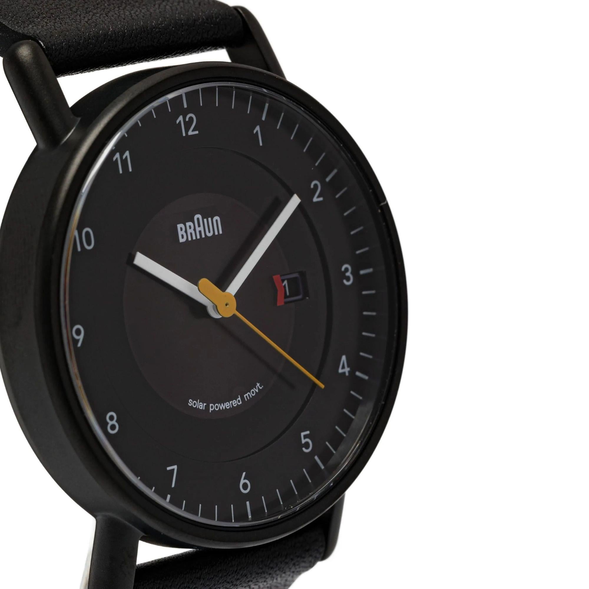 Braun Solarbetriebene Datumsanzeige Schwarzes Zifferblatt Lederarmband Herren Uhr BN0301BKBKG
