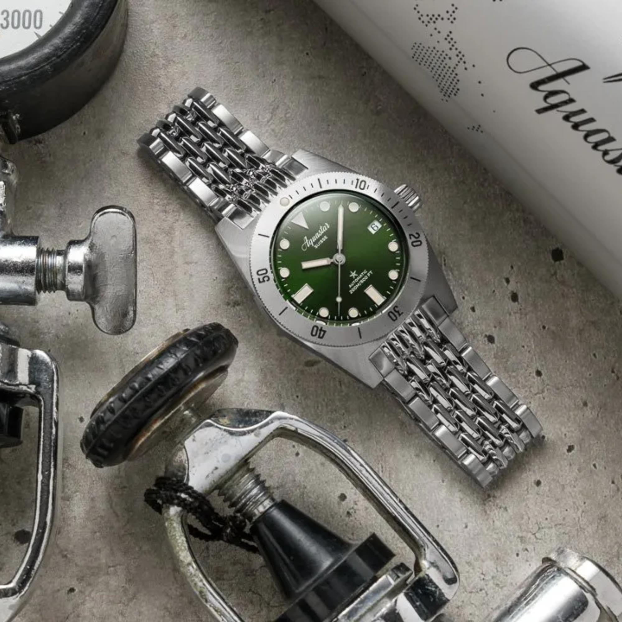 Aquastar Modell 60 Greenwich 37mm Limited Edition grünes Zifferblatt Stahl und Armband Herren Automatik Uhr M60-GREENWICH