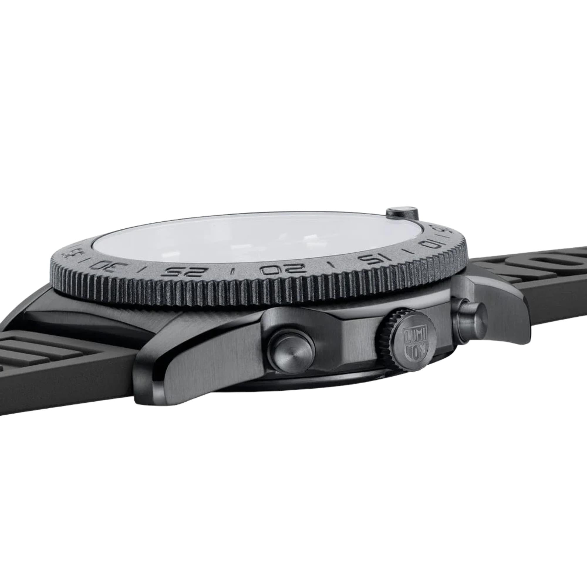 Luminox Pacific Diver 44mm Chronograph Schwarzes Zifferblatt Gummi Herren Quarzuhr XS.3141.BO.1