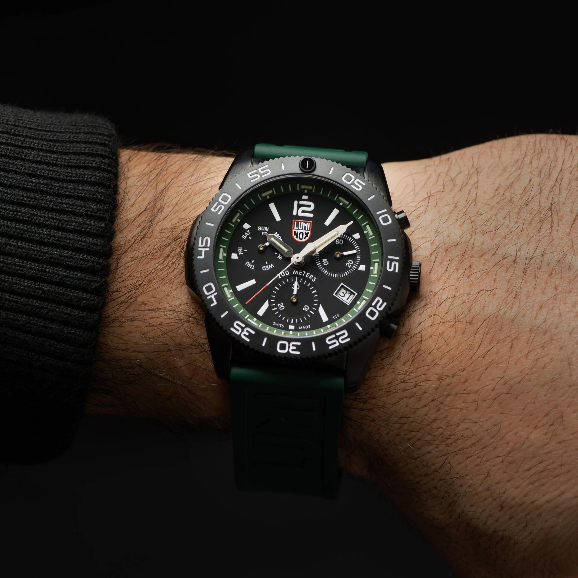 Luminox Pacific Diver 44mm Chronograph Black Dial Rubber Mens Quartz Watch XS.3147