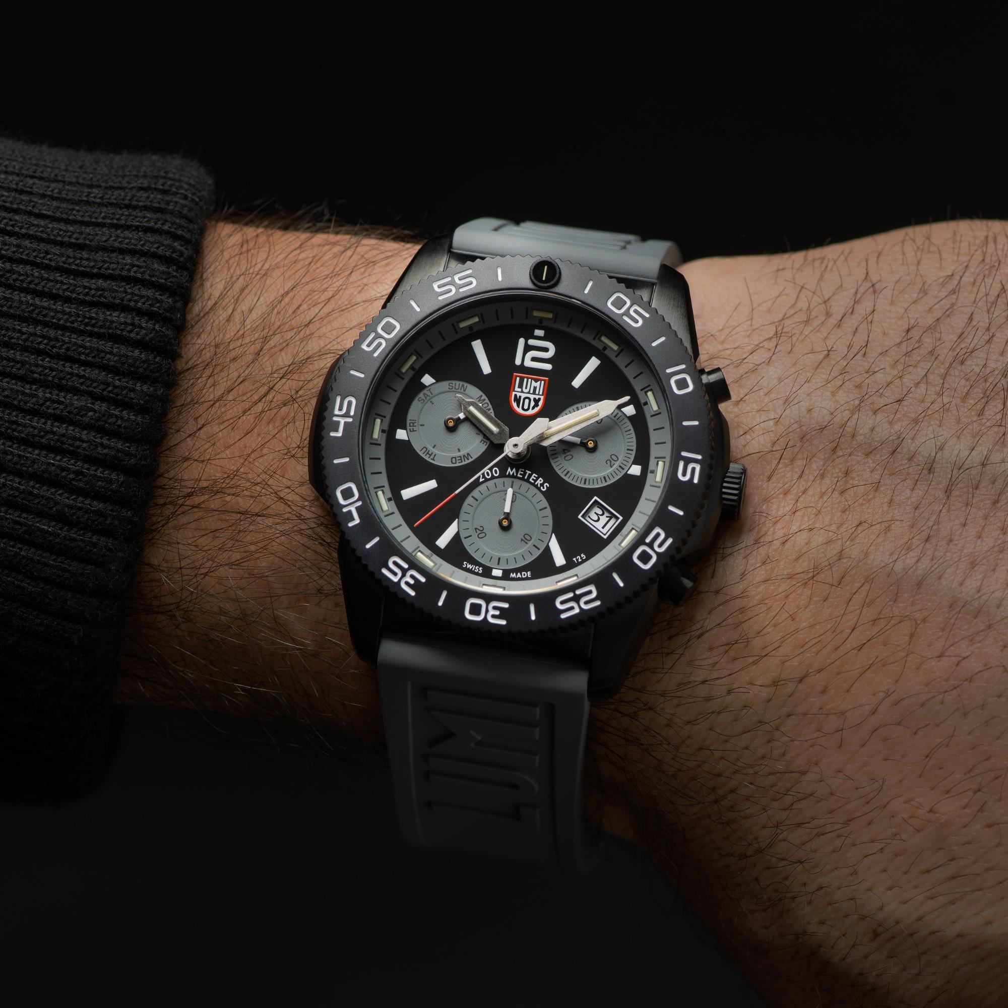 Luminox Pacific Diver 44mm Chronograph Black Dial Rubber Mens Quartz Watch XS.3148