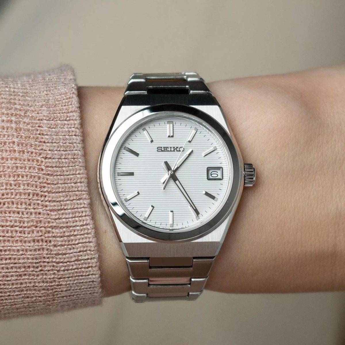 Seiko Essentials 34mm White Dial Steel Ladies Quartz Watch SUR573P1