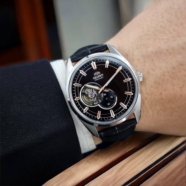 Orient Stretto 41 mm Semi Skeleton Schwarzes Zifferblatt Leder Herren Automatik Uhr RA-AR0005Y10B