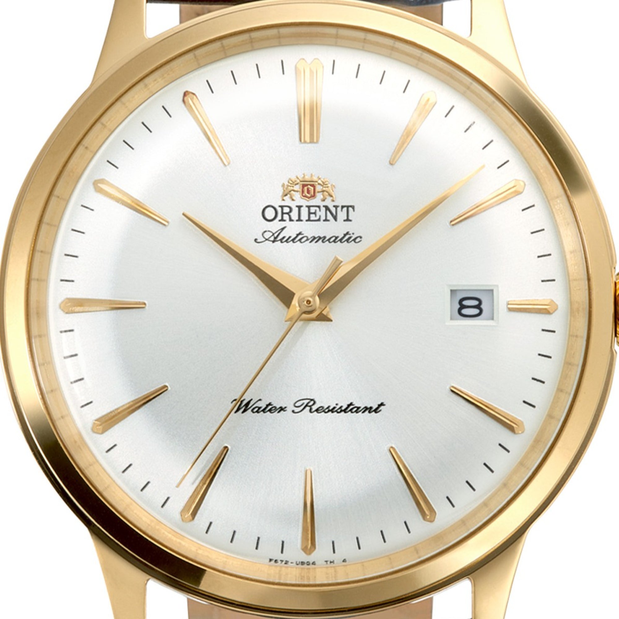 Orient Bambino RA-AC0028S30B White dial with date display close-up