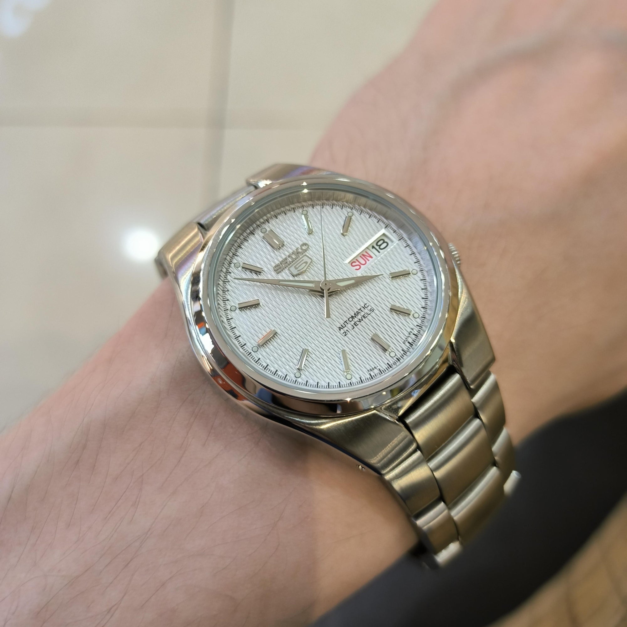 Seiko 5 Automatic White Dial Men's Watch SNK601K1