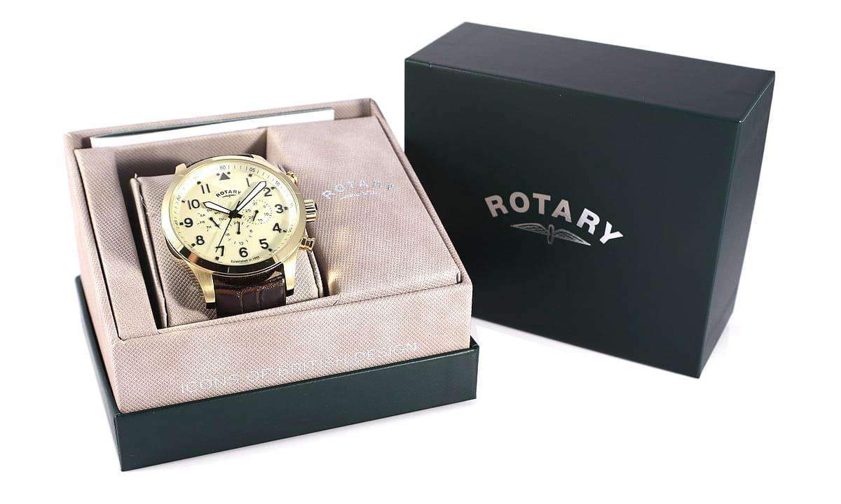 Rotary Gold&nbsp;Coloured Stainless Steel Case Brown Leather Strap Mens Watch GS00419/31 48mmThis Rotary&nbsp;Gold&nbsp;Coloured Stainless Steel Case Brown Leather Strap Mens Watch GS00419/31 teams an alluring cream dial with a curved 12 o&rsquo;clock day window and a&nbsp;brown leather strap and case. This results in a timepiece that is the epitome of style and class.&nbsp;Key Features:Quartz MovementDay FunctionBuckle Clasp The Brand: RotaryFamed for his attention to detail and keen business acumen, Moise