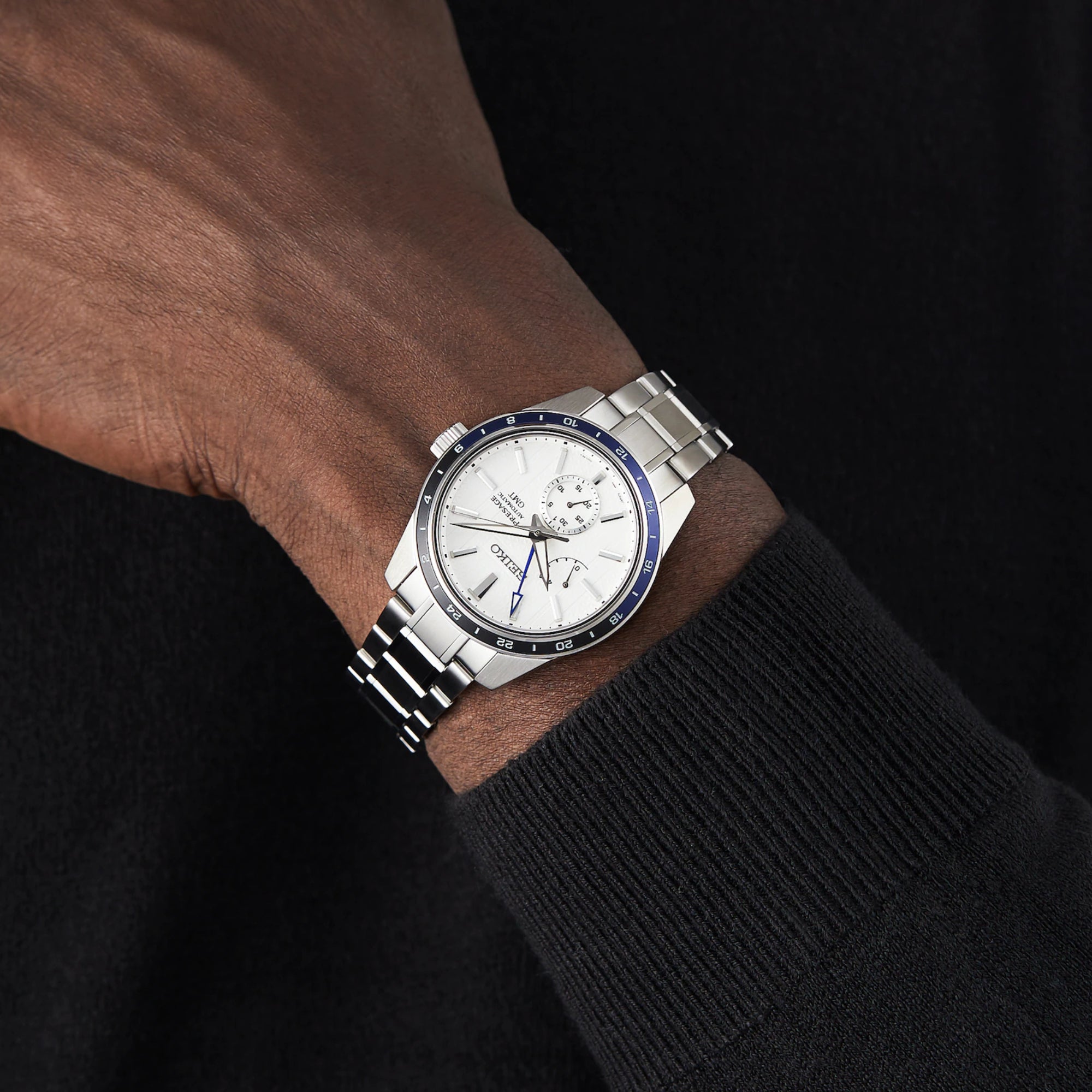 Seiko Presage Sharp Edged Series GMT Zero Halliburton Automatik Weißes Zifferblatt Edelstahlarmband Herren Uhr SPB269J1