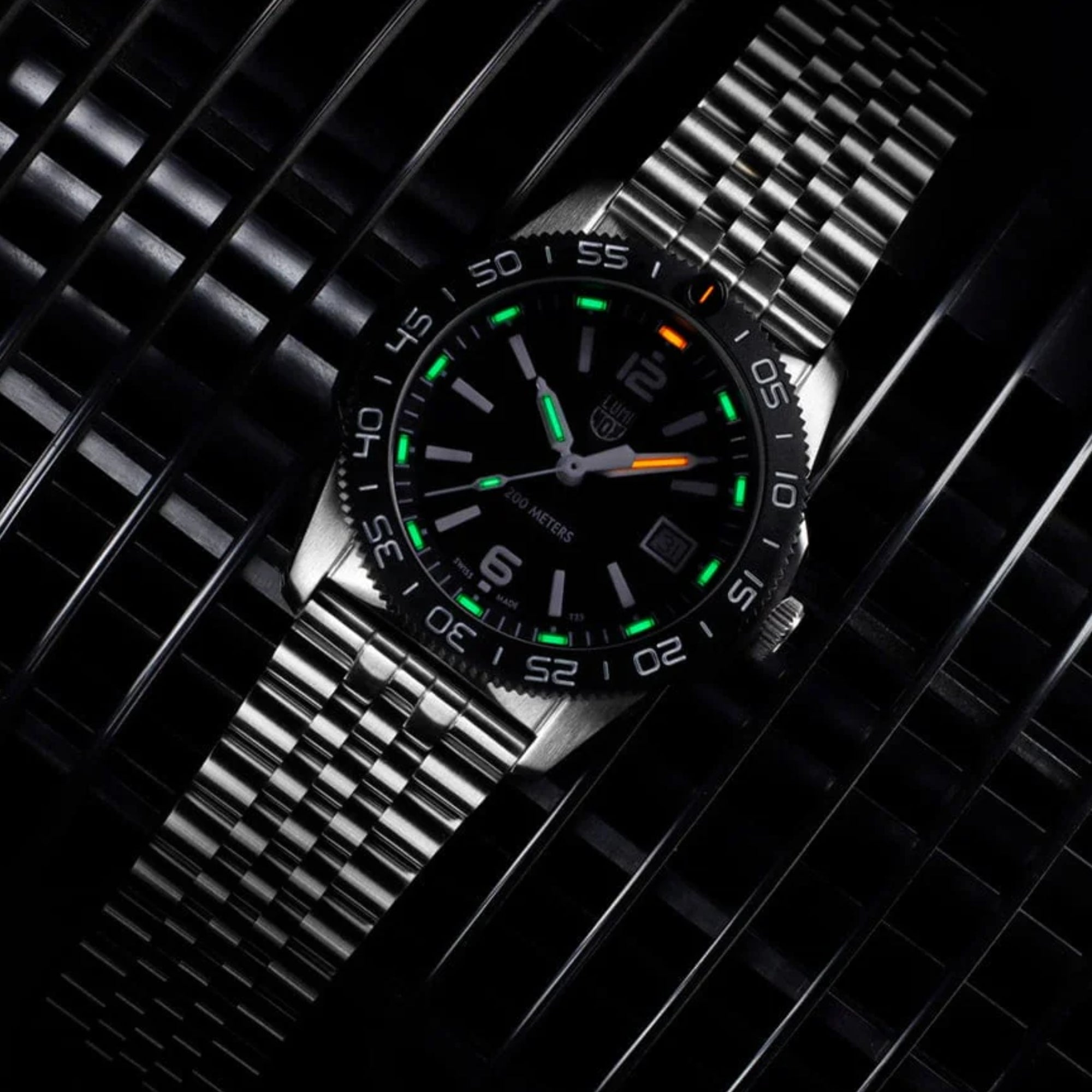 Luminox Pacific Diver 39mm Black Dial Steel Mens Quartz Watch XS.3122M.1