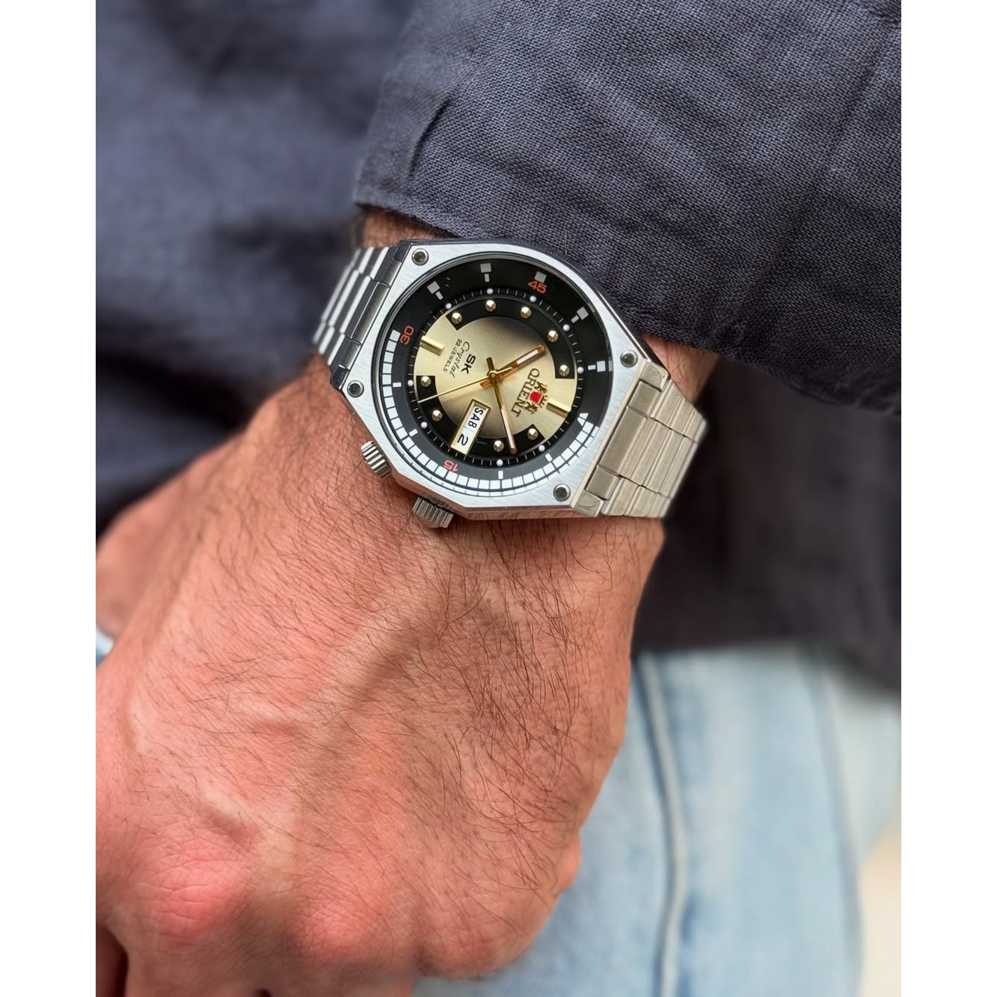 Orient Neo 70s 41mm RA-AA0B01G39B automatic watch worn on wrist
