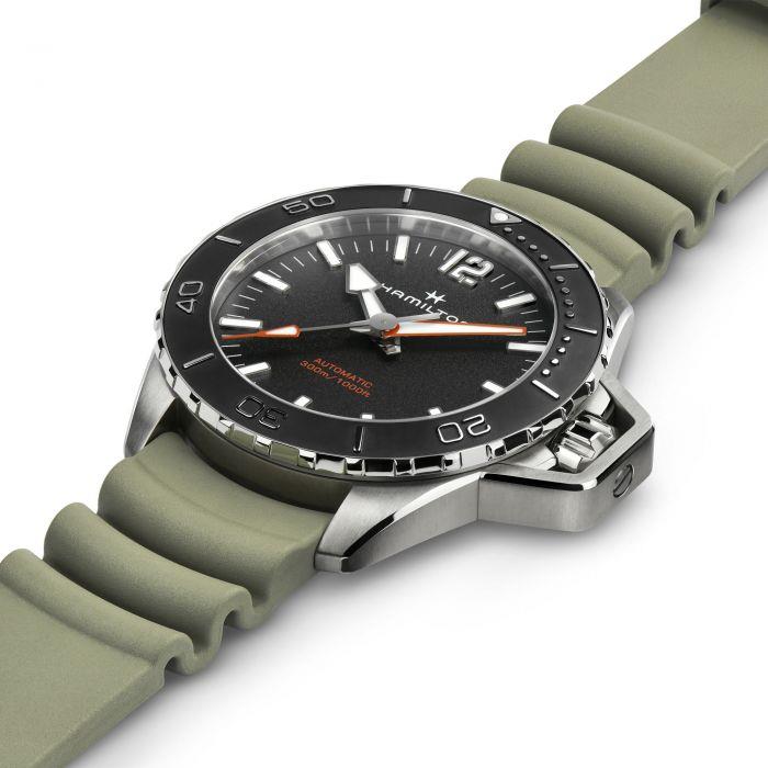 Hamilton Khaki Navy 46mm Schwarzes Zifferblatt Gummi Herren Automatik Uhr H77825331