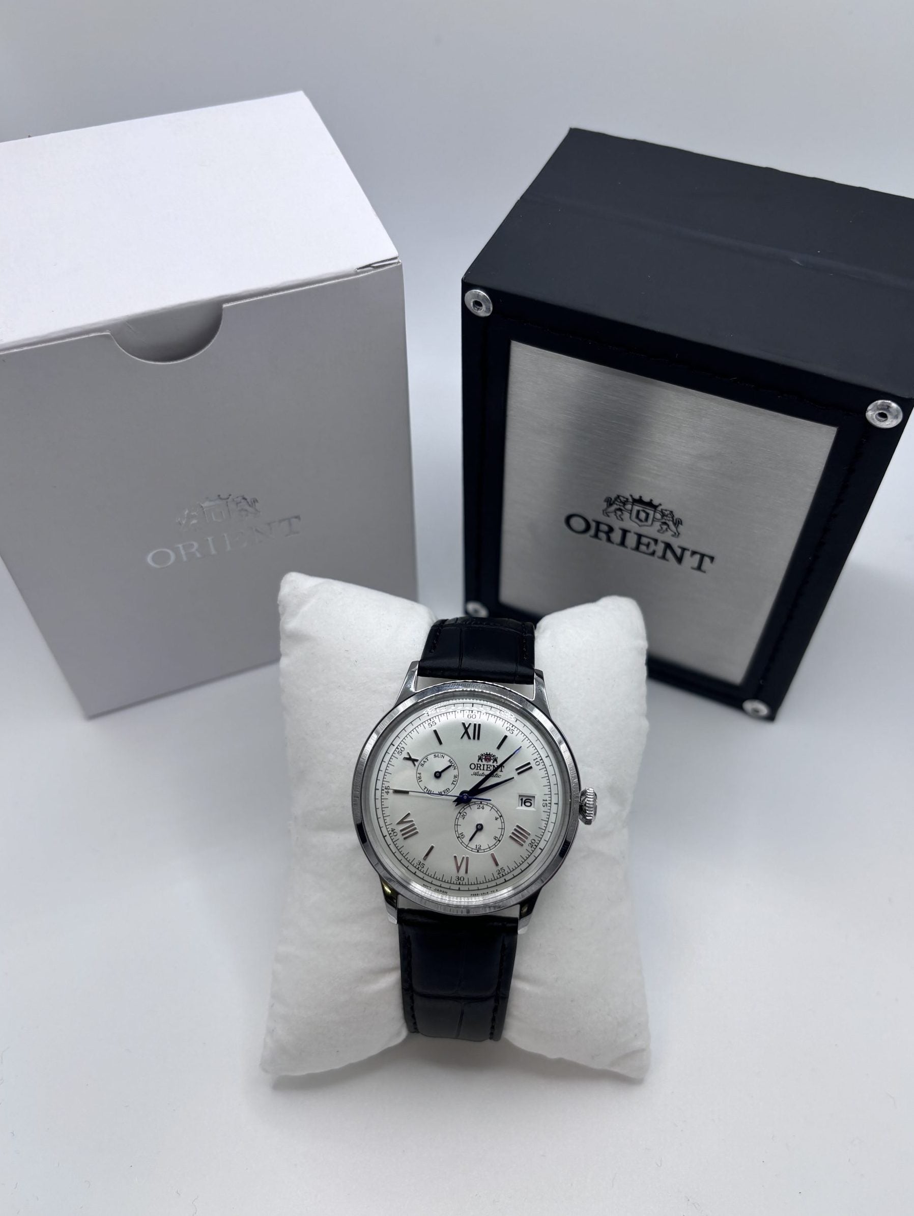 Orient Bambino 40mm Sub Dials White Dial Leather Mens Automatic Watch RA-AK0701S10B