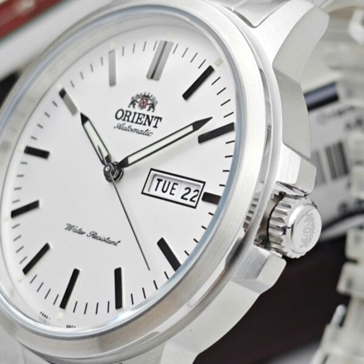 Orient Contemporary RA-AA0C03S39B steel case side view close-up