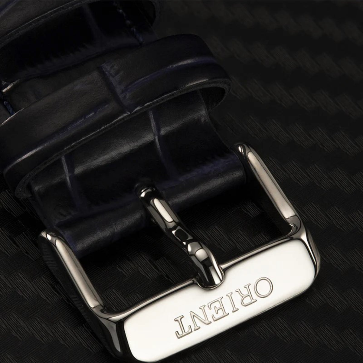 Orient Contemporary RA-AA0C05L39B watch buckle close-up 
