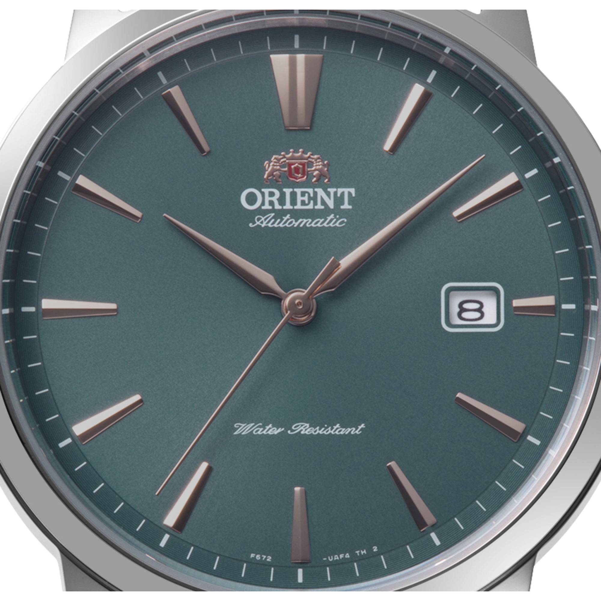 Orient RA-AC0F13E30B green dial with date display close-up