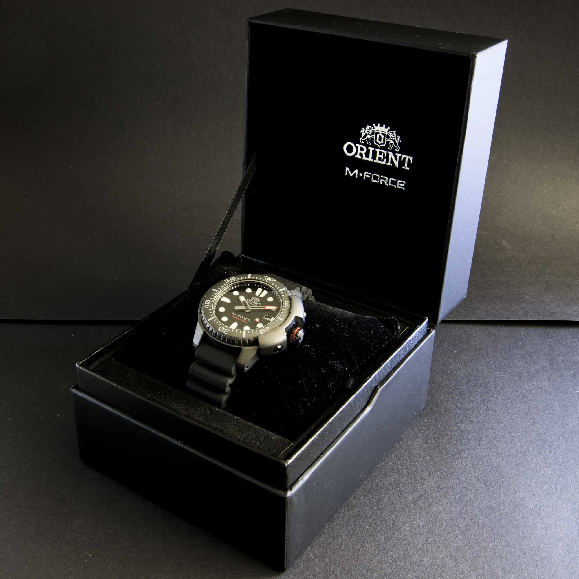 Orient M-Force 45mm Schwarzes Zifferblatt Silikon Herren Automatik Uhr RA-AC0L03B00B