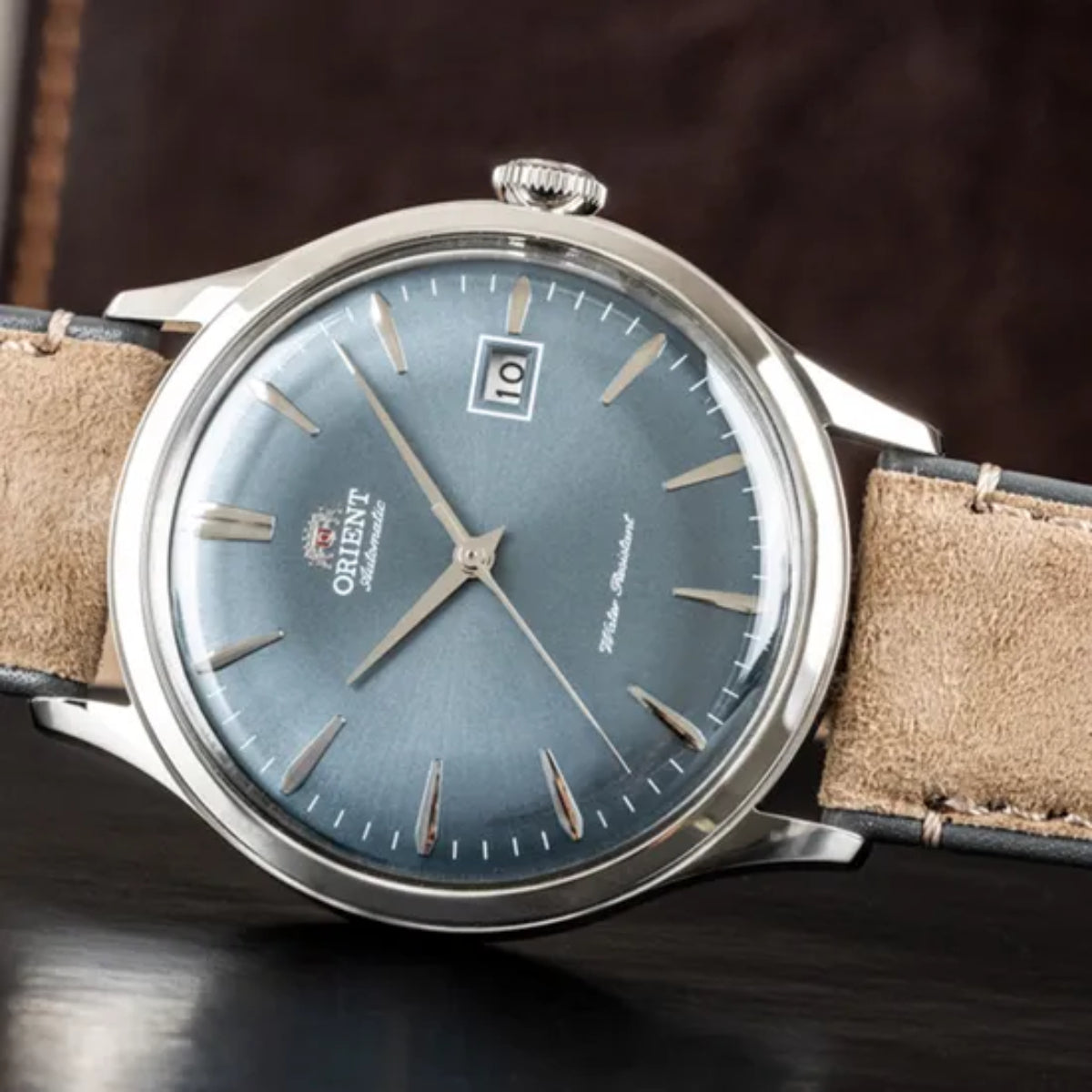 Orient Bambino RA-AC0P03L30B domed crystal and case front profile