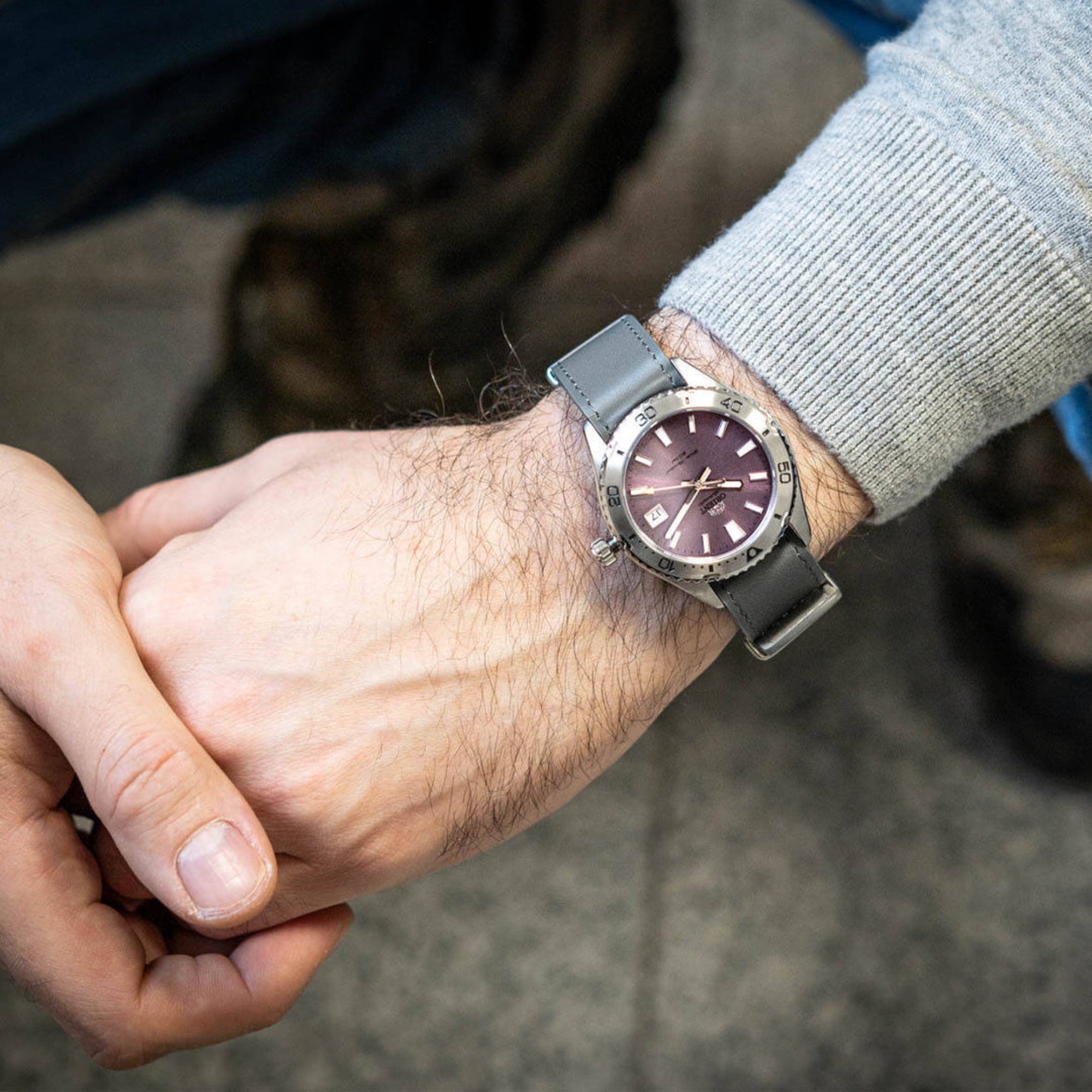 Orient Mako RA-AC0Q07V30B automatic dive watch worn on wrist