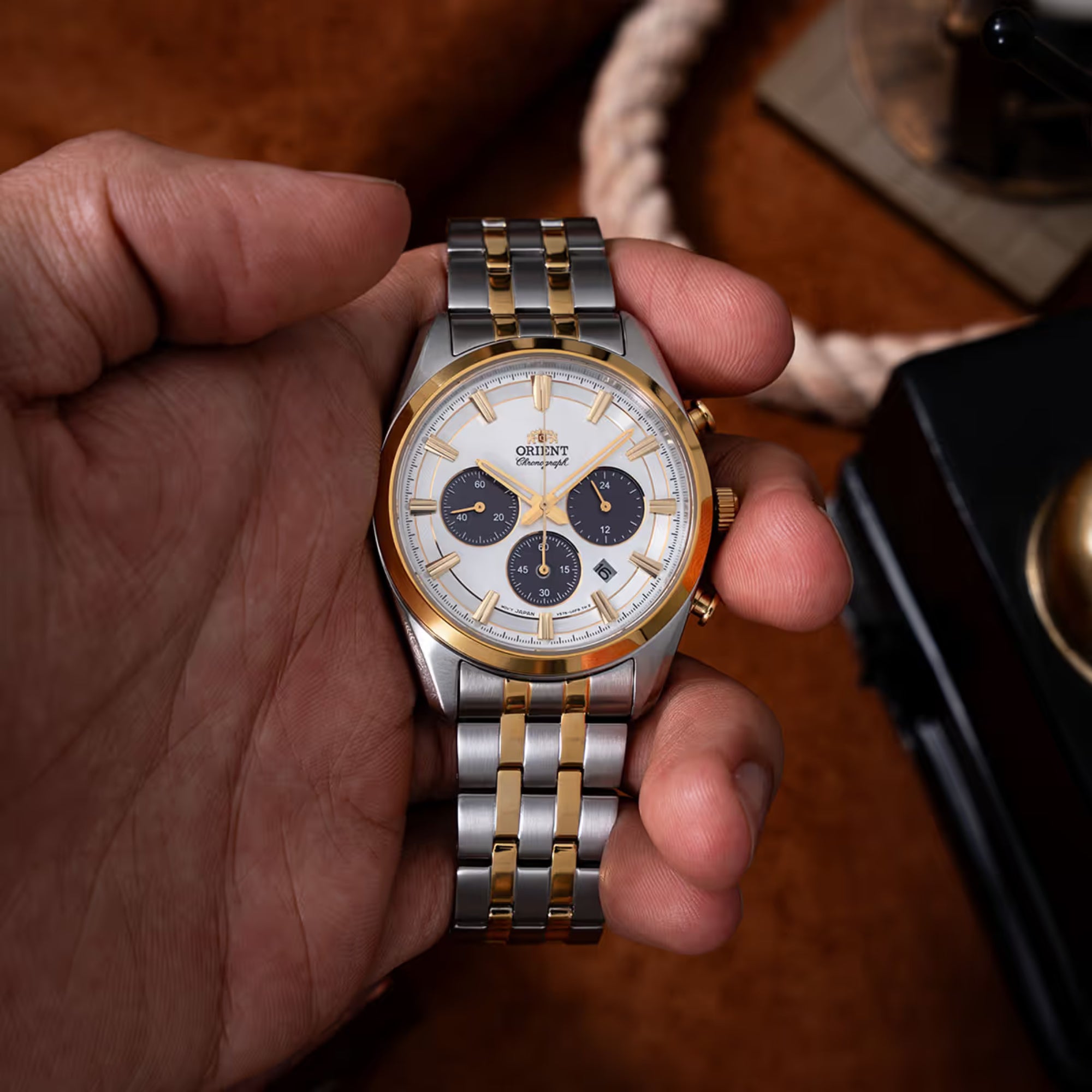 Orient Stretto 40mm Chronograph White Dial Steel Mens Solar Watch RA-TX0302S30B