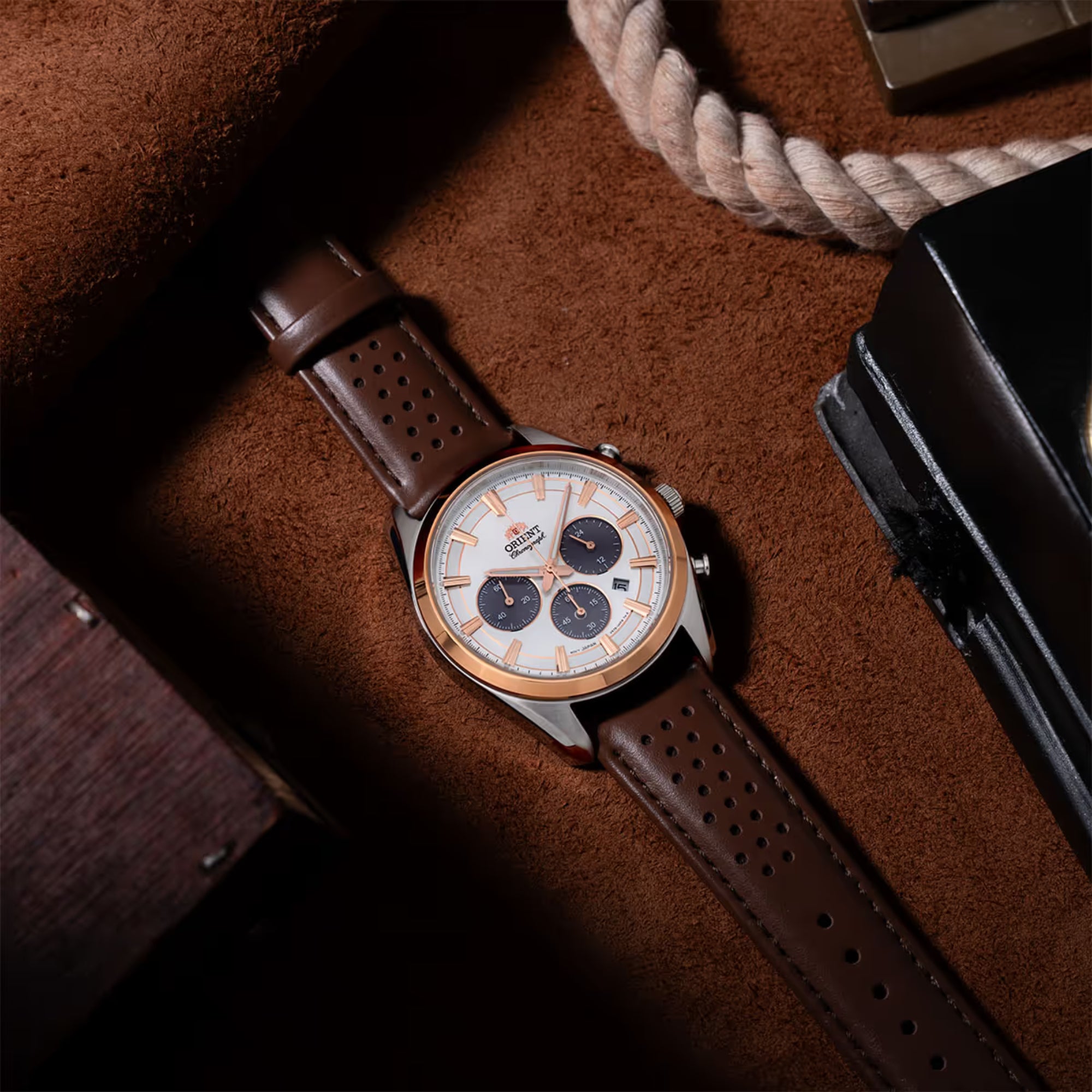 Orient Stretto 40mm Chronograph White Dial Leather Mens Solar Watch RA-TX0306S10B