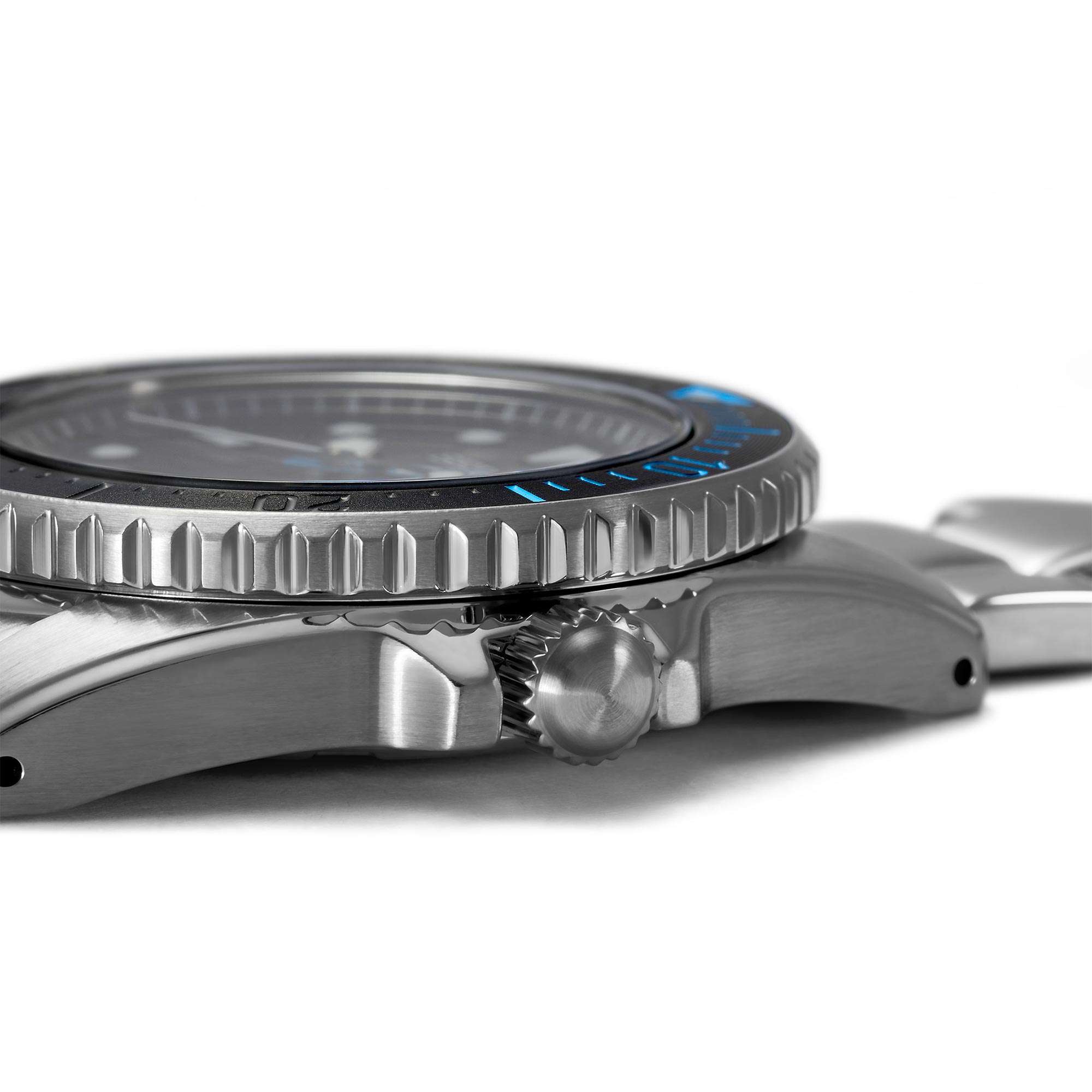 Seiko Prospex PADI Solar Blaues Zifferblatt Edelstahlarmband Herren Uhr SNE575P1
